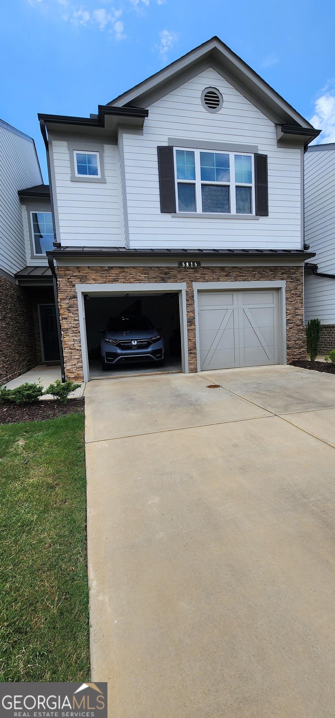 Thornton Dr, Cumming, GA 30028