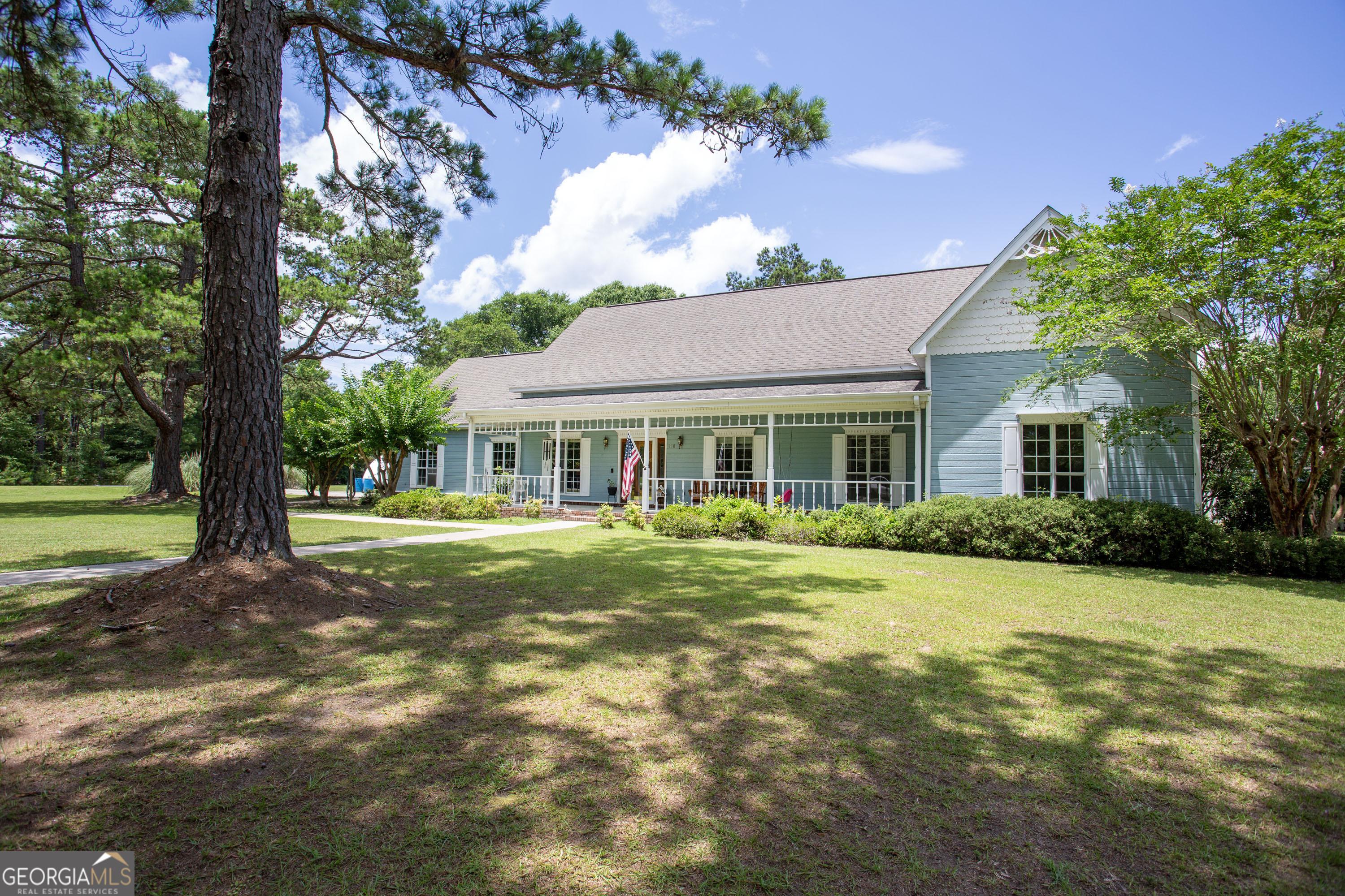 Sunrise Dr, Eufaula, AL 36027