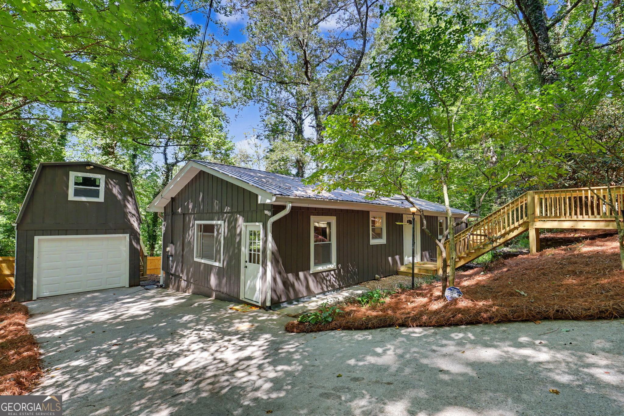 Wallace St, Clayton, GA 30525