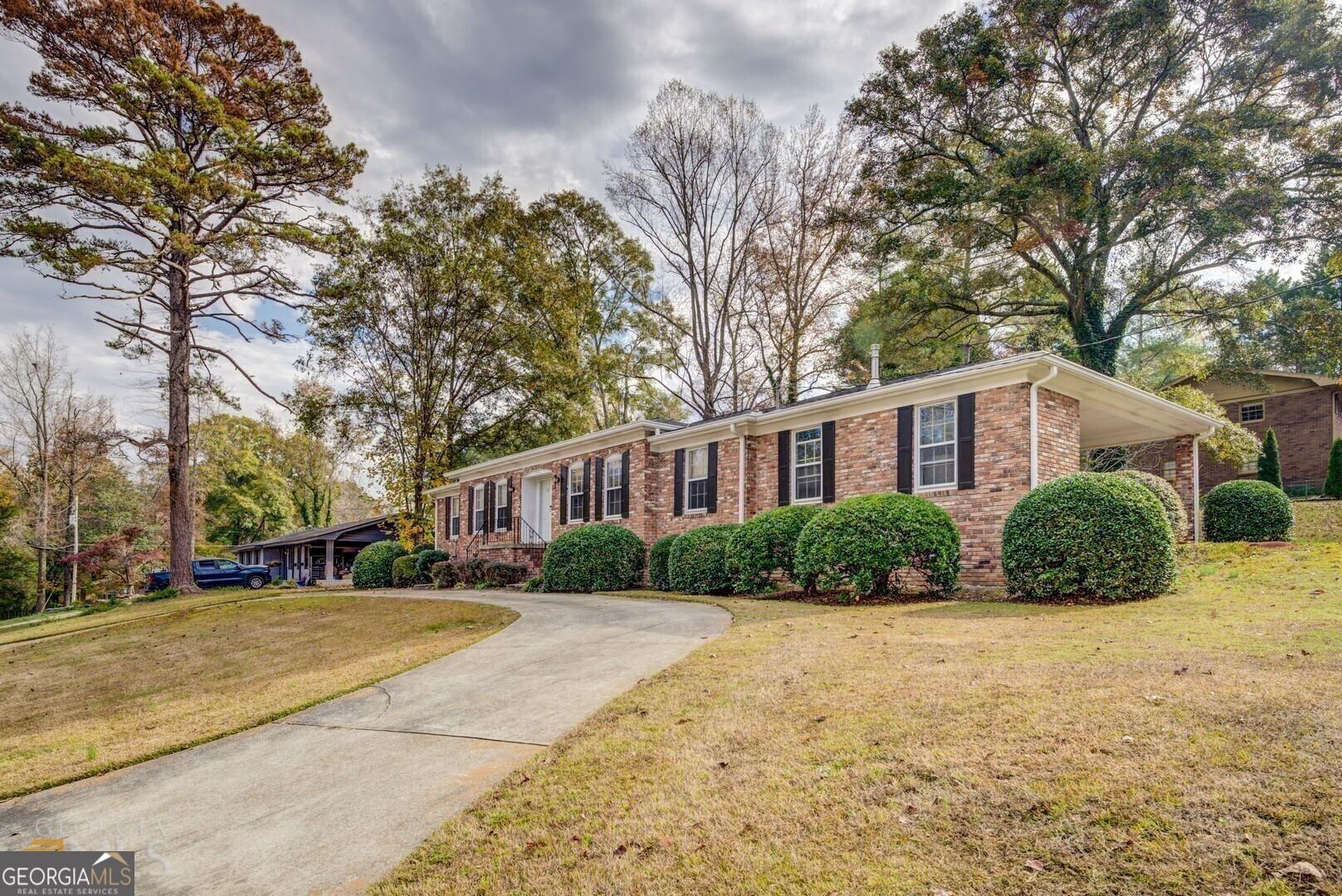Indian Creek Cir Sw, Covington, GA 30014