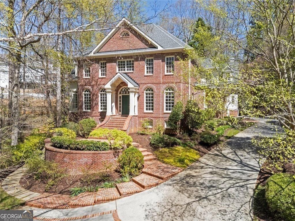 Sheridan Point Ln, Sandy Springs, GA 30342