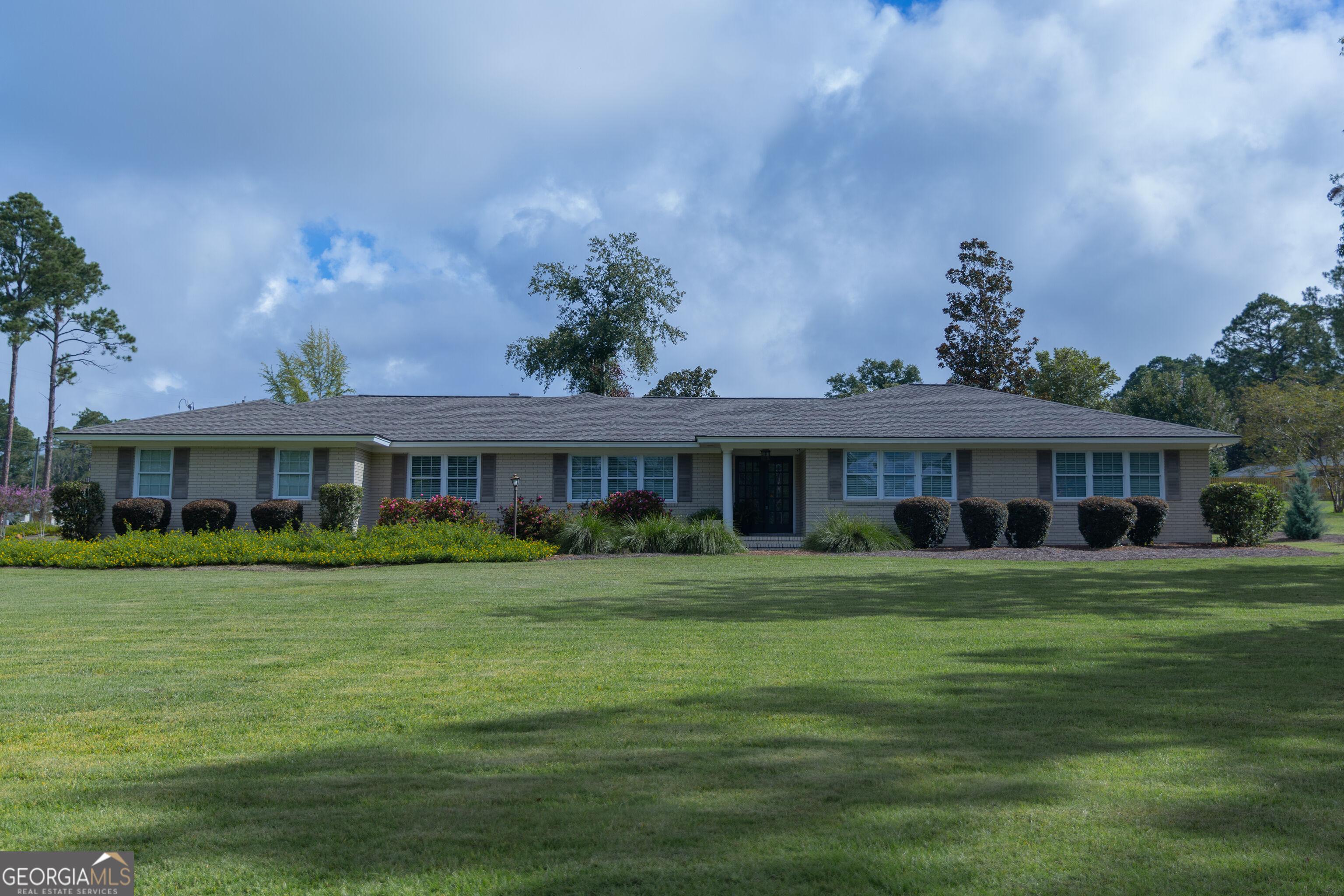 Lewis Dr, Vidalia, GA 30474