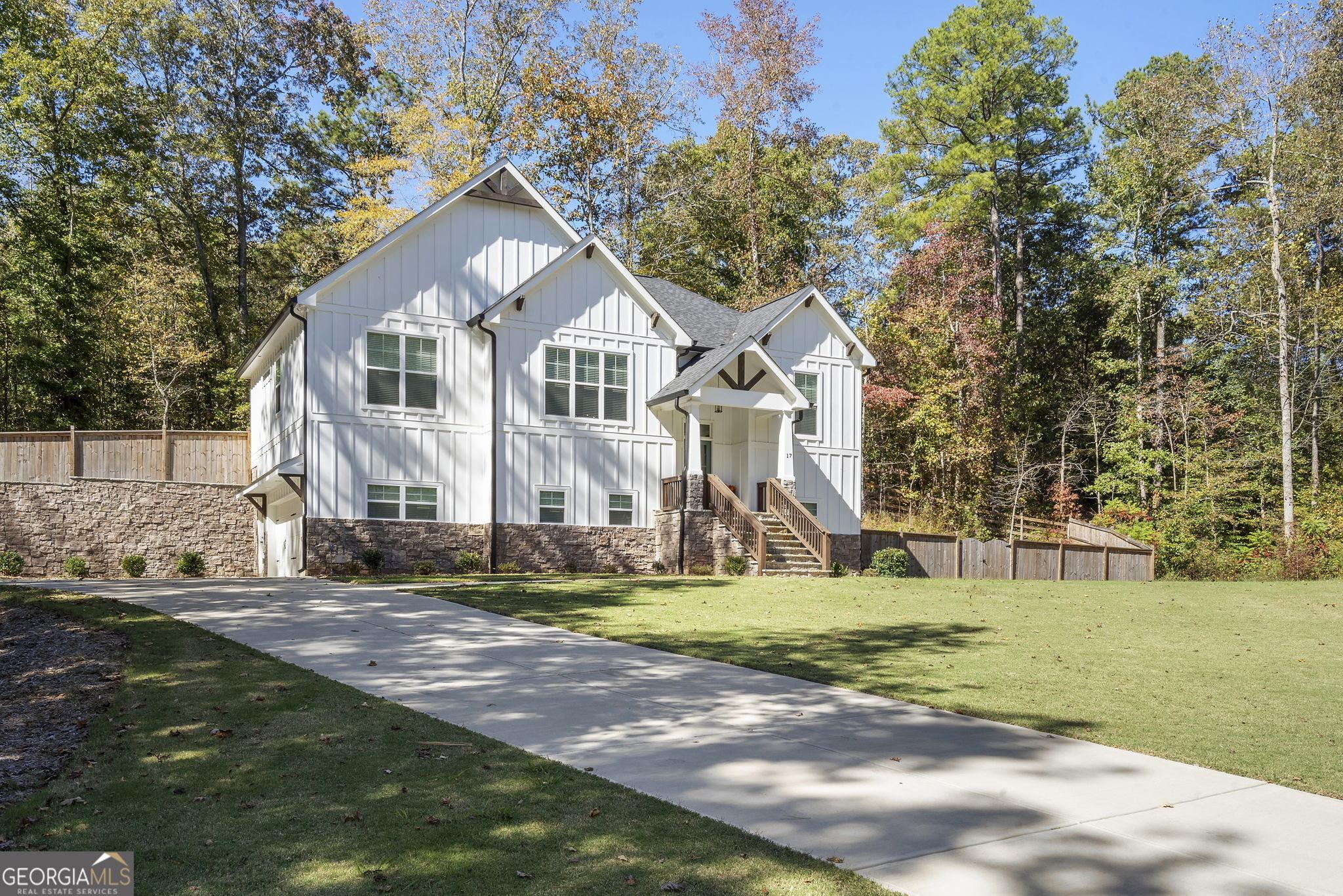 Pinoak Trl Se, Cartersville, GA 30121