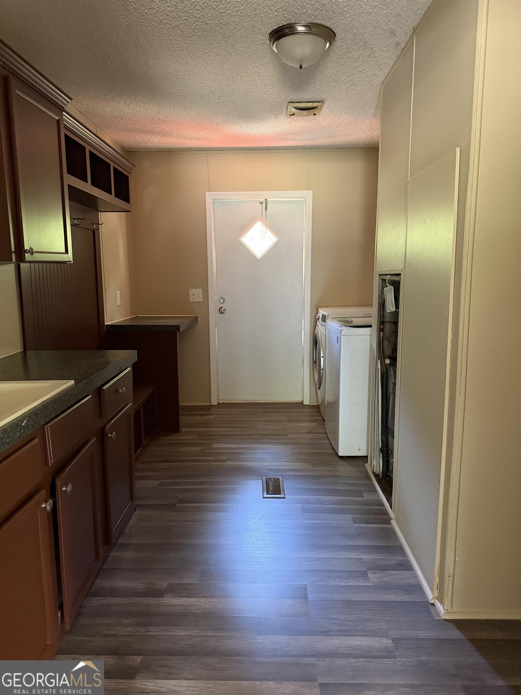 Buckboard Trl, Jesup, GA 31546