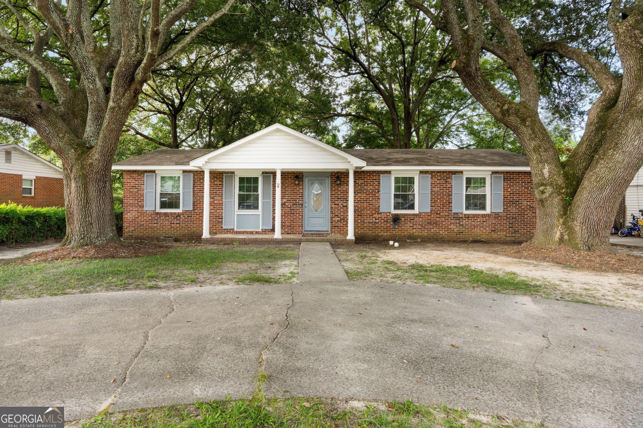 Karen Dr, Warner Robins, GA 31088