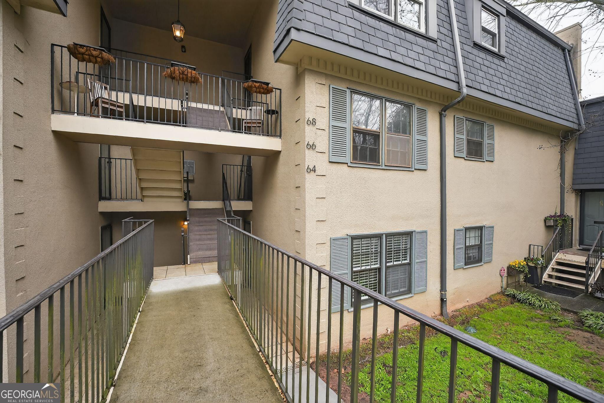 Montre Sq Nw, Atlanta, GA 30327