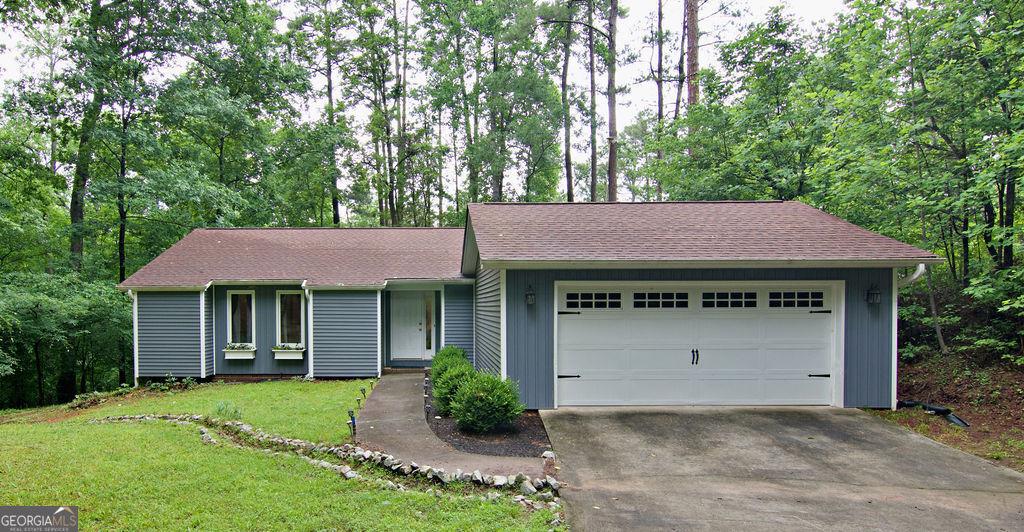 Coneross Point Dr, Seneca, SC 29678