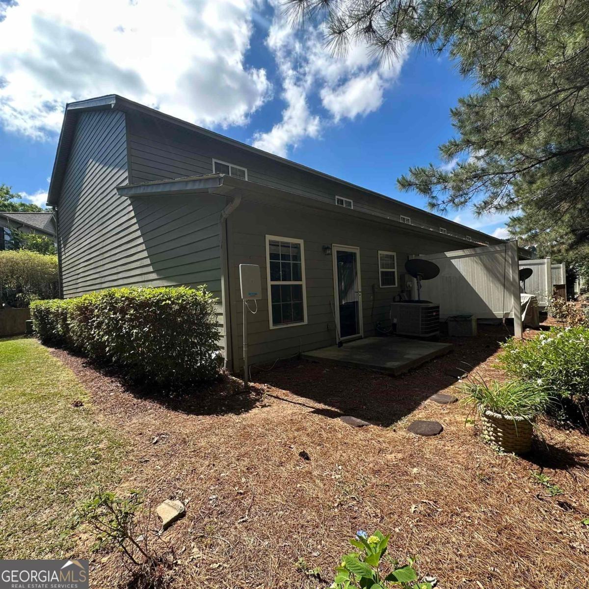 Lena Ln, Eatonton, GA 31024