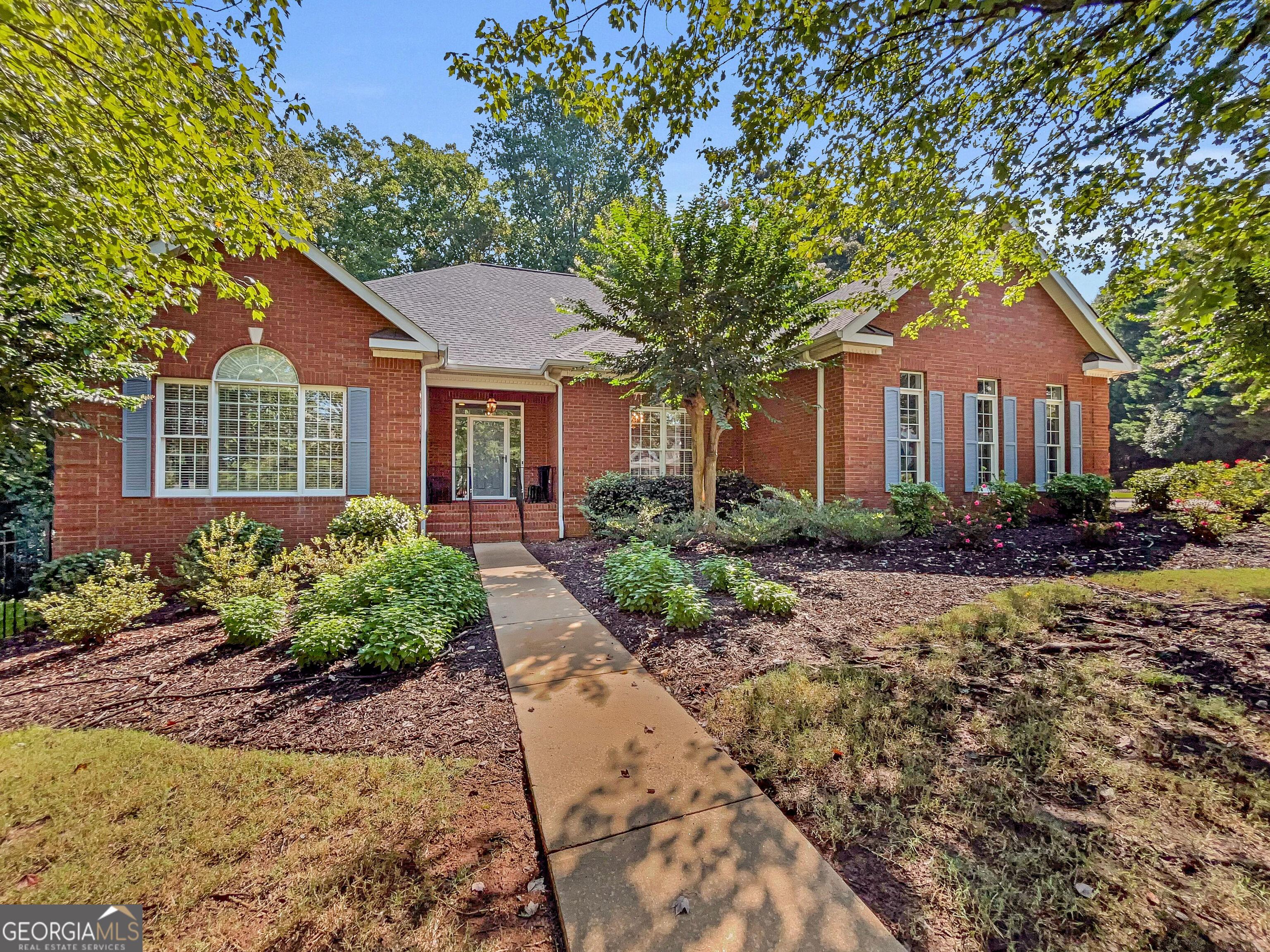 Waterford Ct, Watkinsville, GA 30677