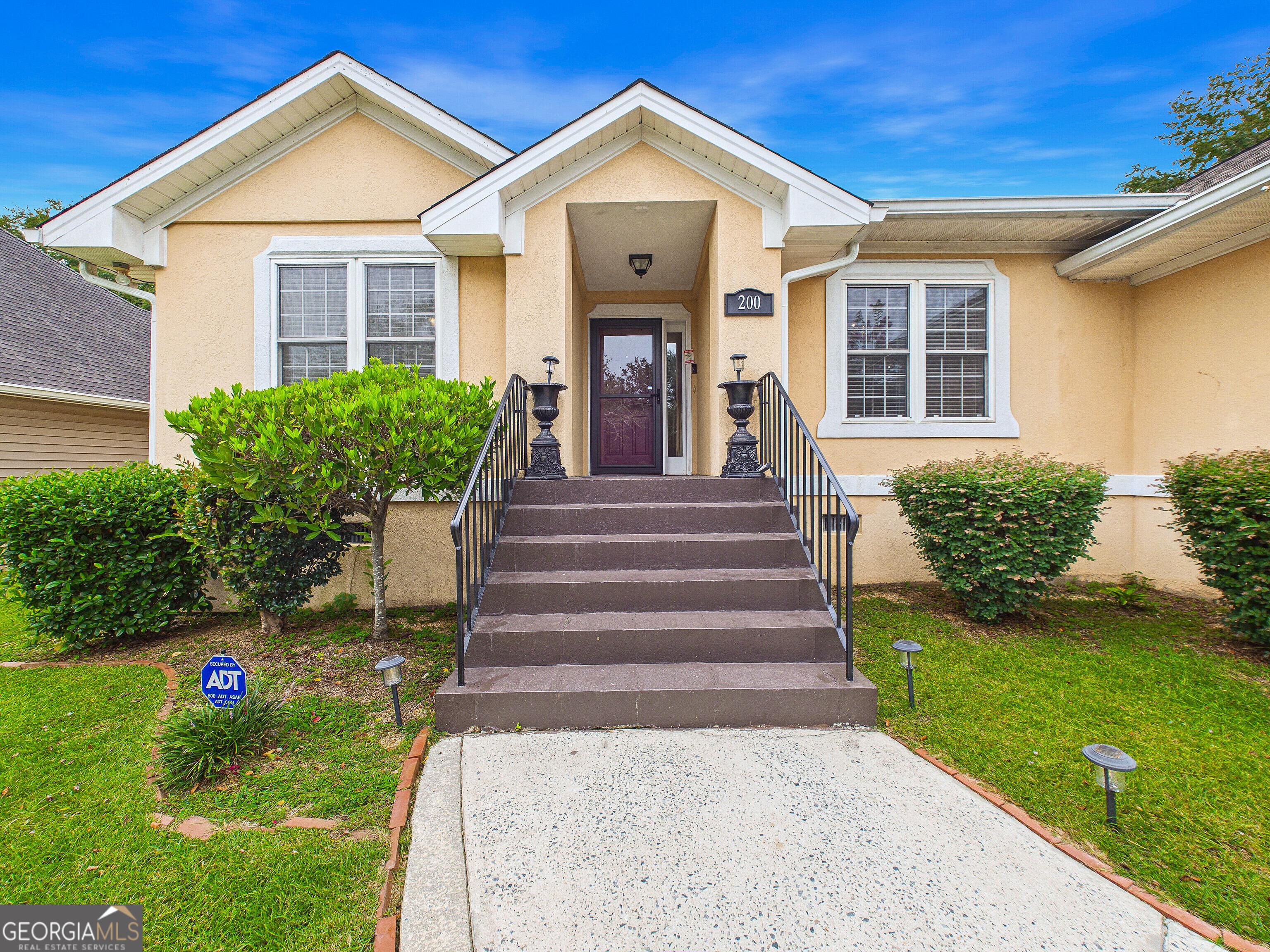 Autumn Trace Ct, Macon, GA 31210