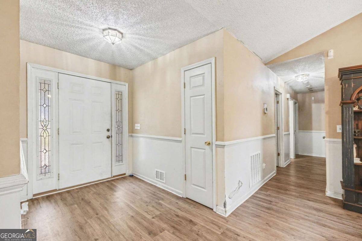 Valley Dr, Gainesville, GA 30507