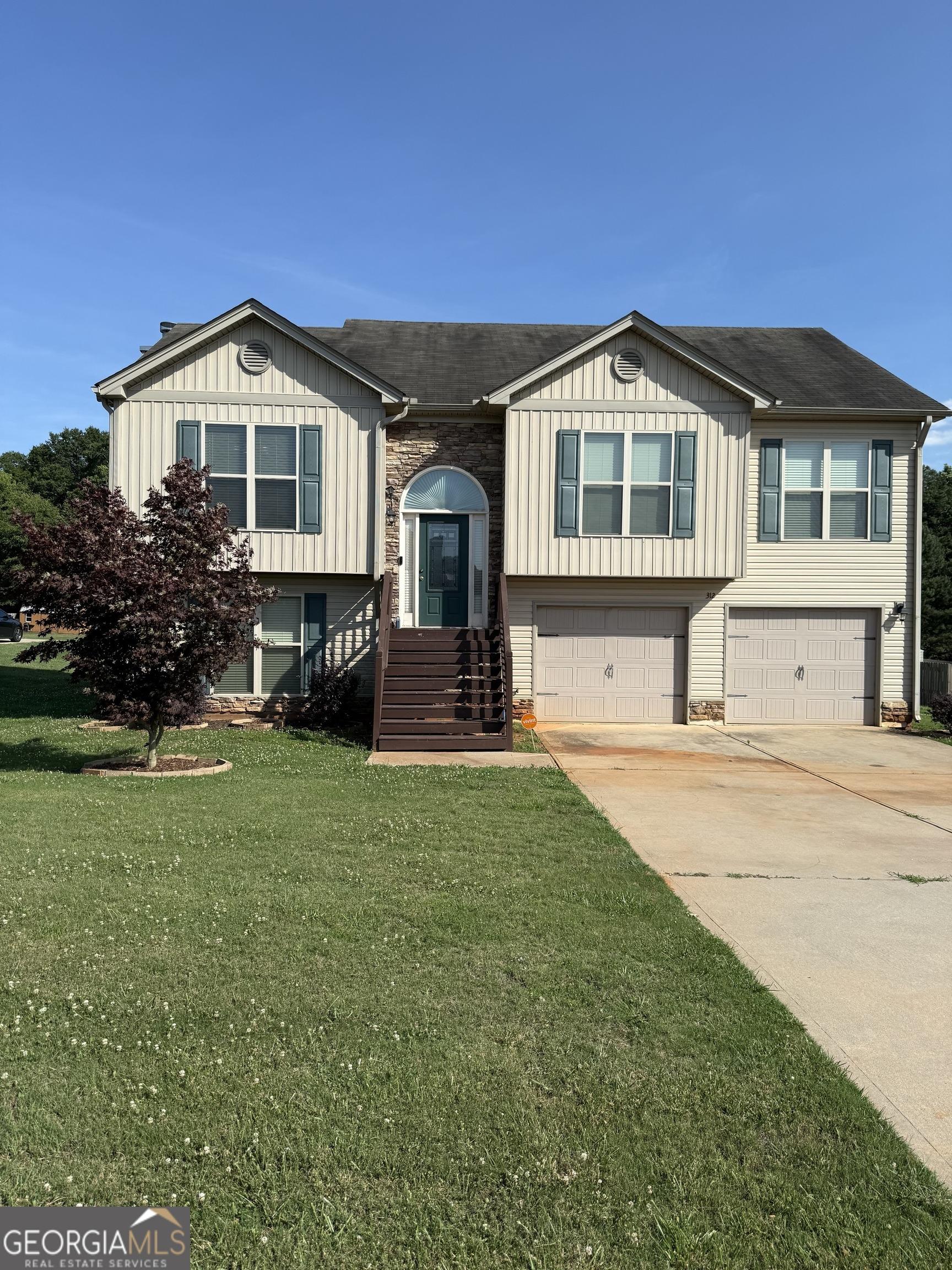Thoroughbred Trl, Monroe, GA 30655