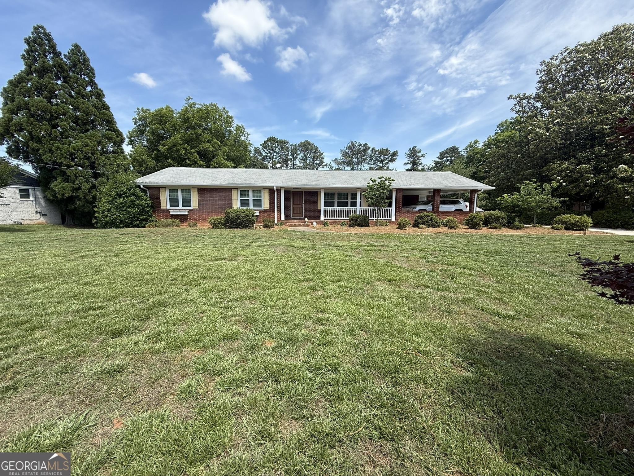 Hurt Rd Sw, Smyrna, GA 30082