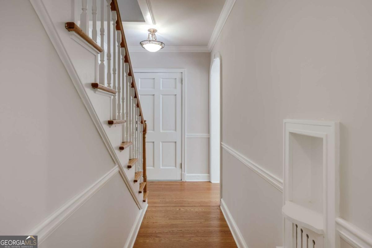 Mcwhorter Dr, Athens, GA 30606