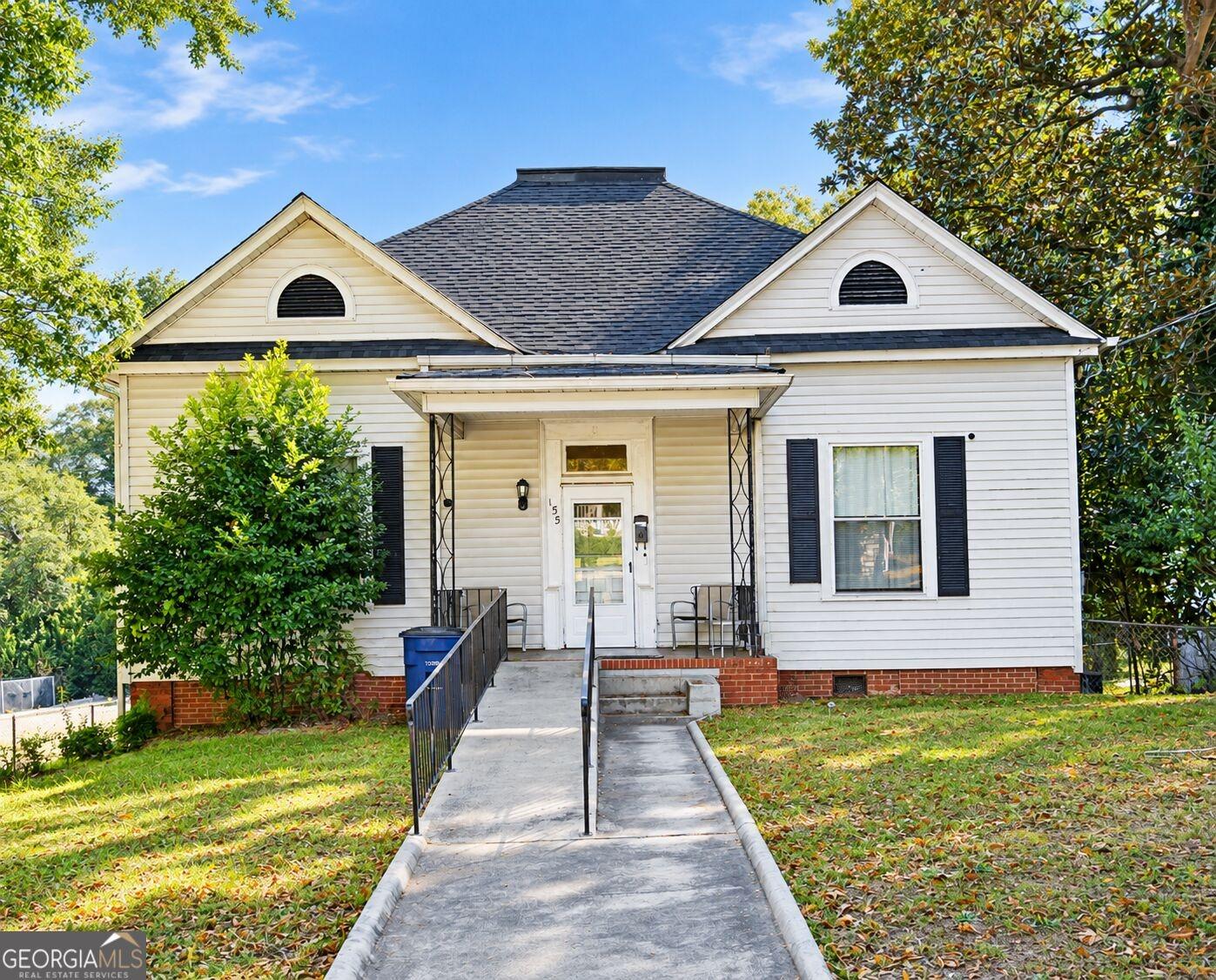 Forest Ave, Macon, GA 31204