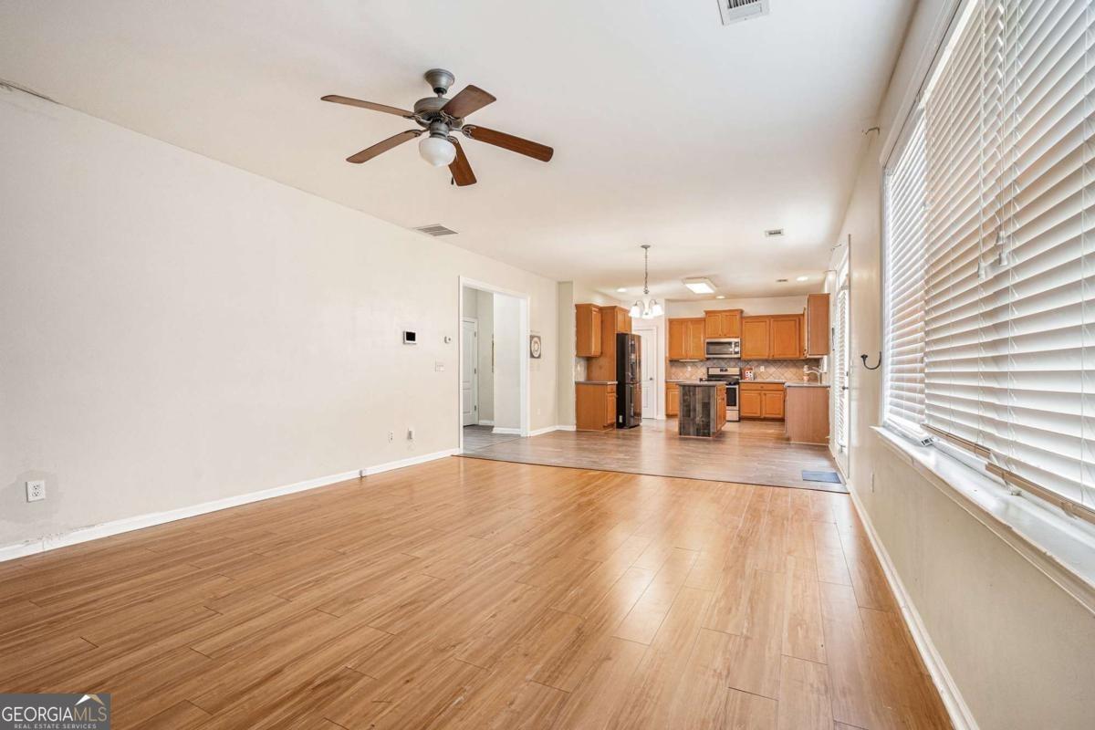 Park Hill Cir, Loganville, GA 30052