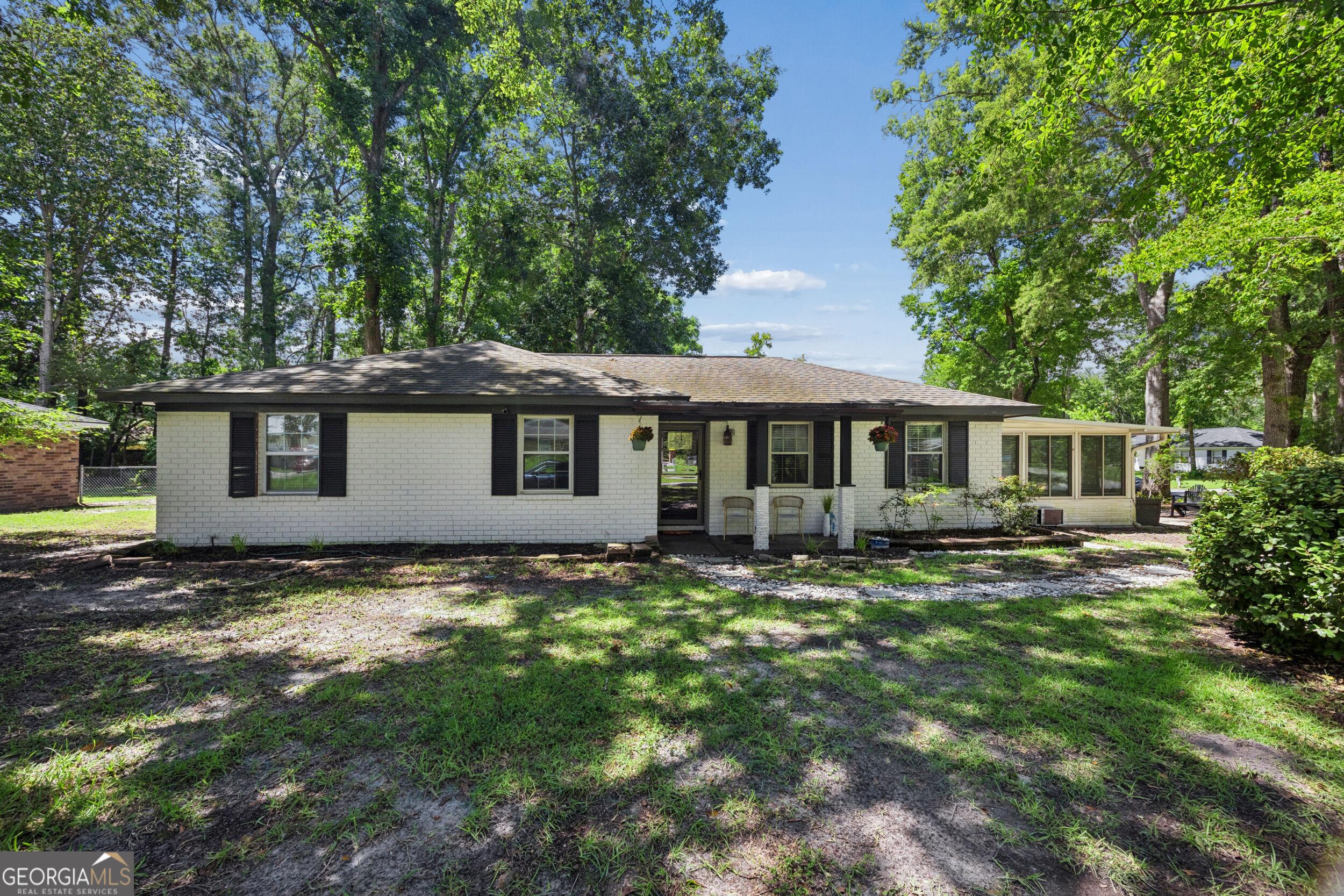 Sandpiper Rd, Richmond Hill, GA 31324