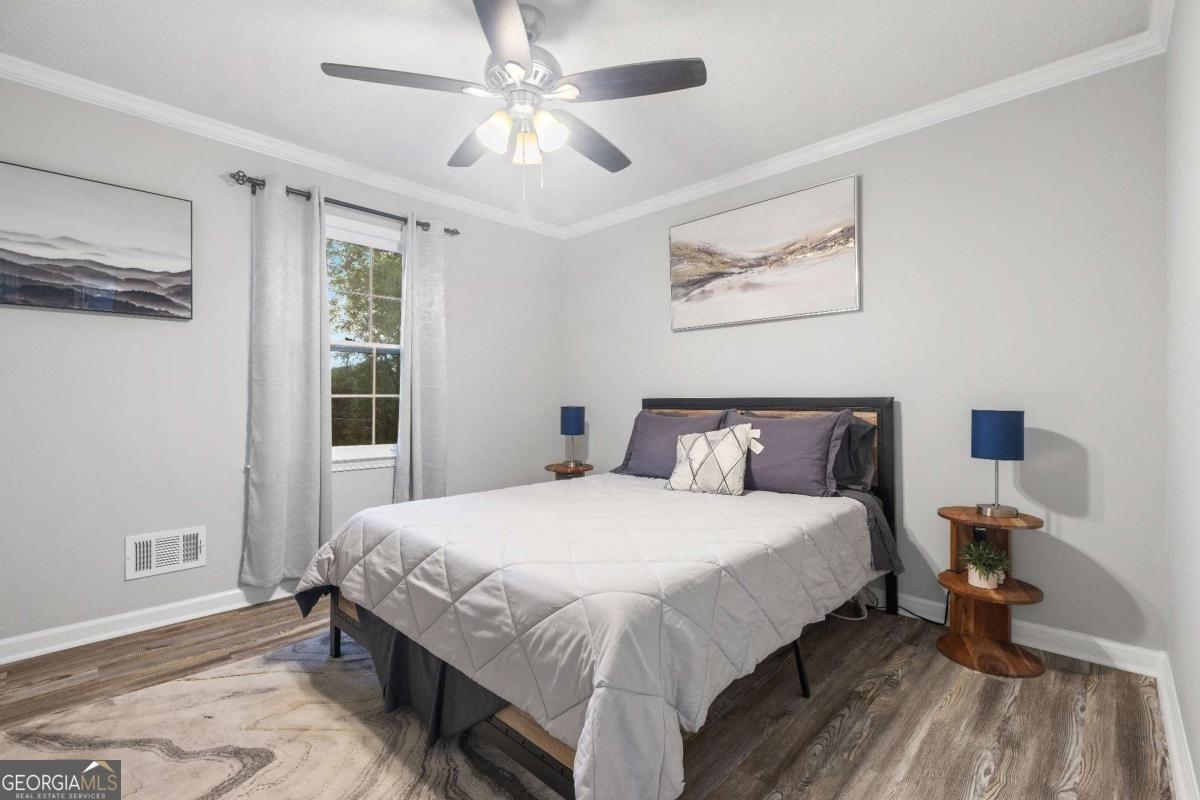 Stone Dr Sw, Lilburn, GA 30047