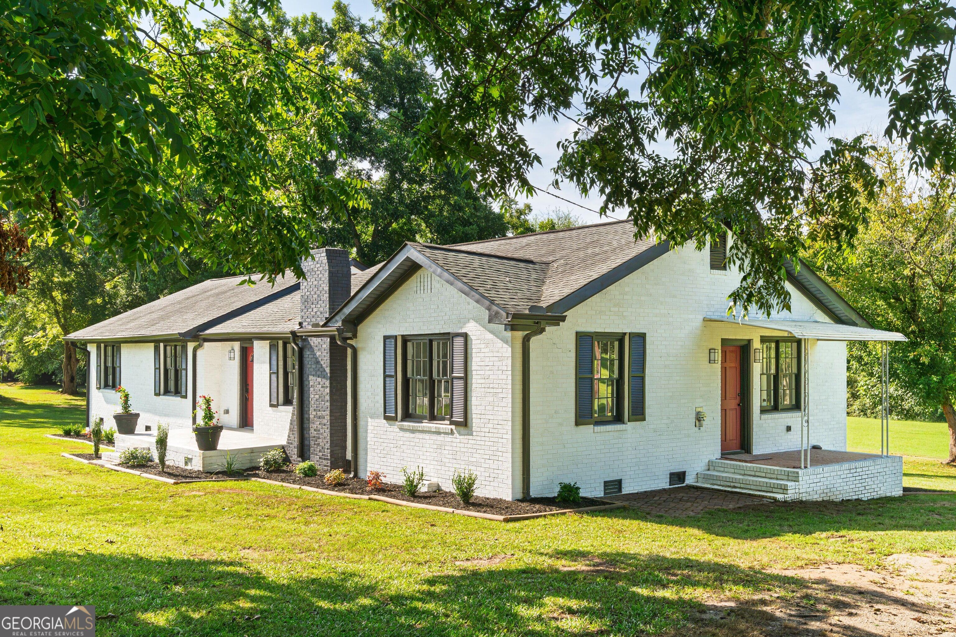 Lamb Rd, Moreland, GA 30259