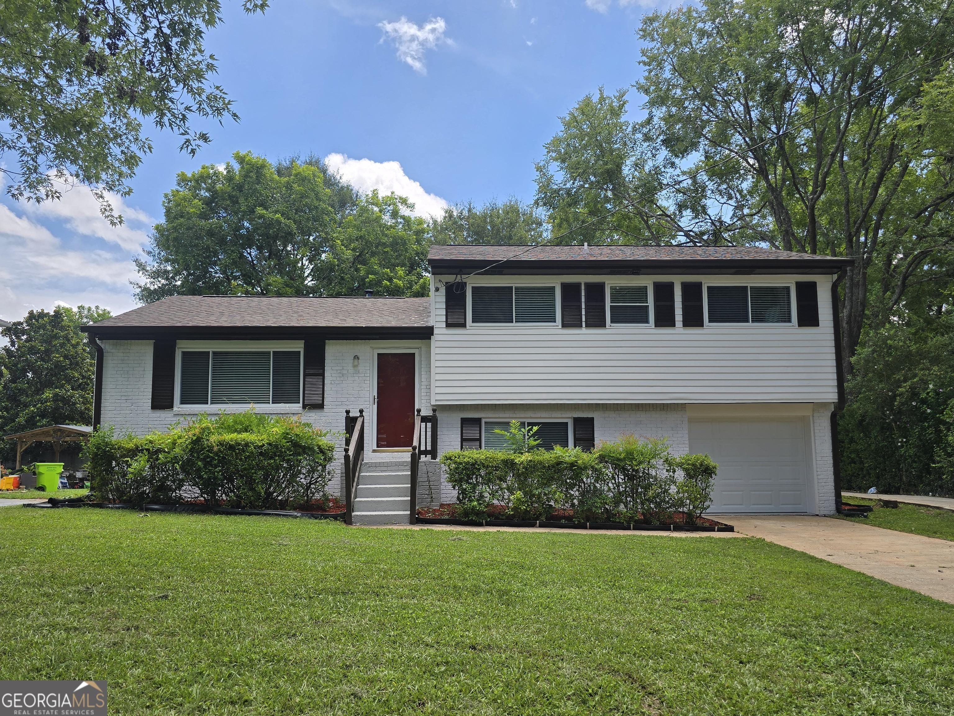 Hillview Ave, Jonesboro, GA 30236