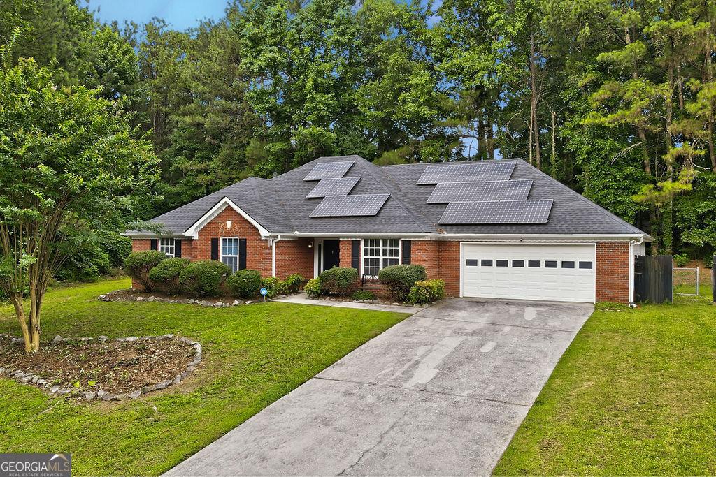 Mary Alice Trl, Loganville, GA 30052