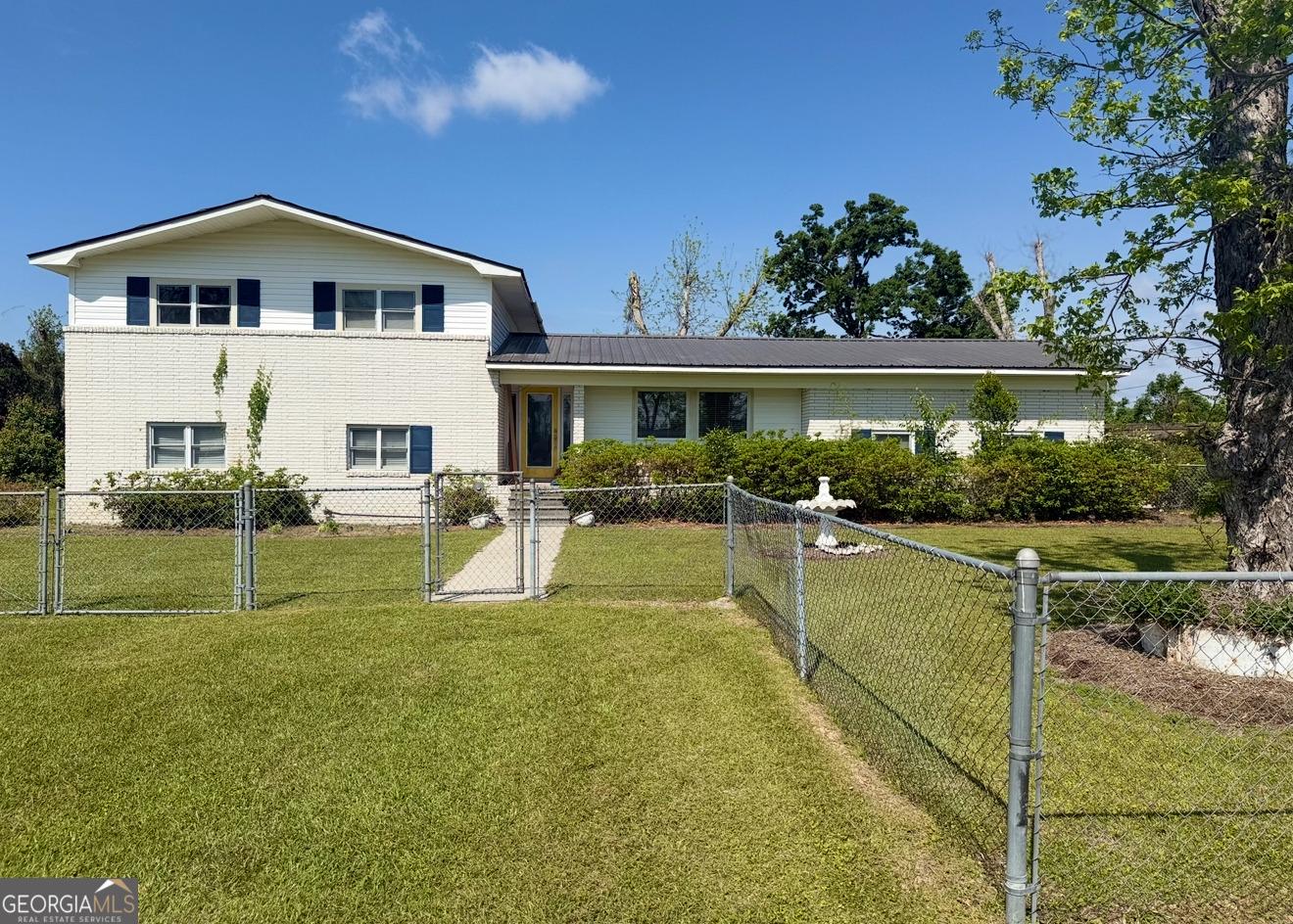 Park Ln, Hazlehurst, GA 31539
