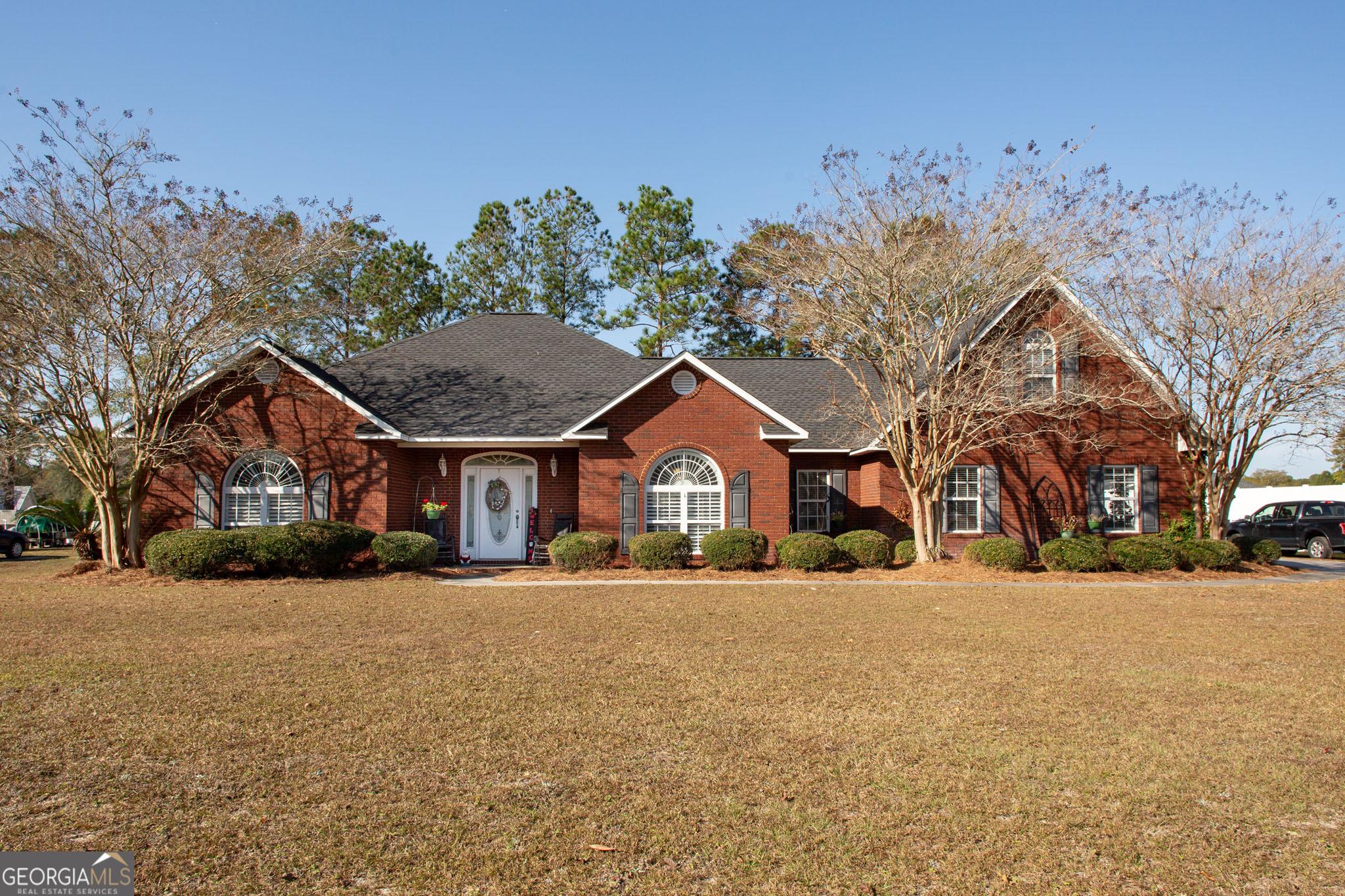 Carriage Ln, Waycross, GA 31503