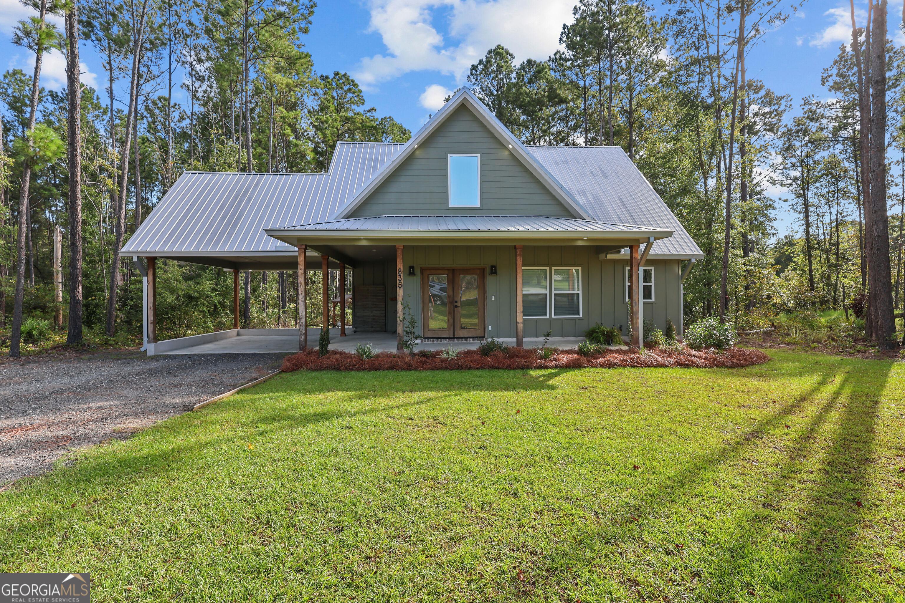 Azalea St, Blackshear, GA 31516