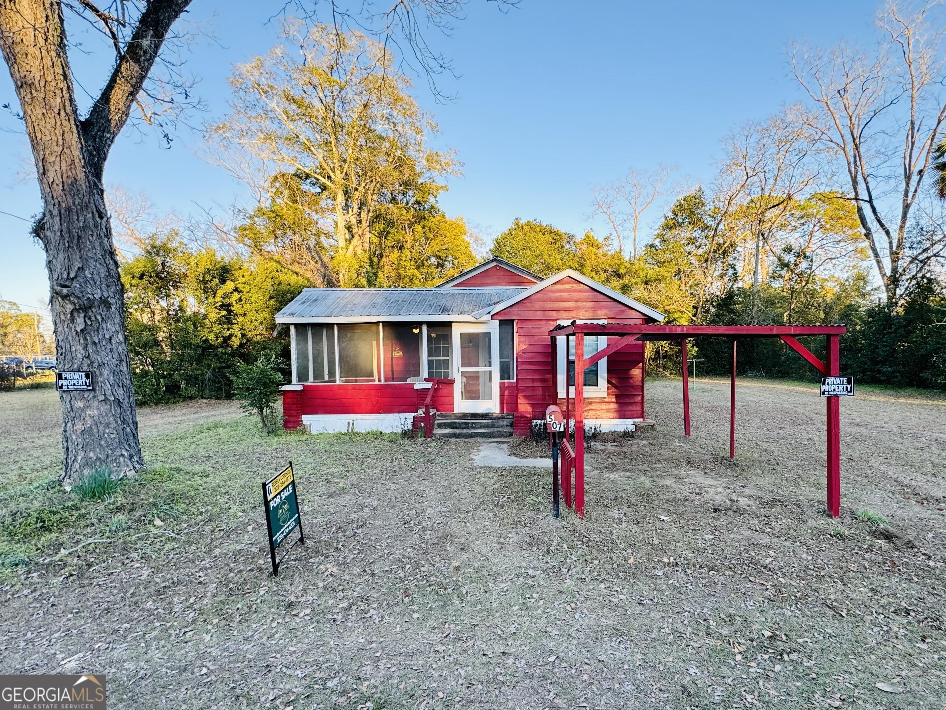 N Poplar St, Adel, GA 31620