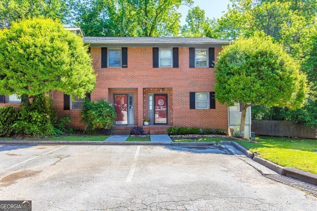Meadowbrook Cir Nw, Dalton, GA 30720