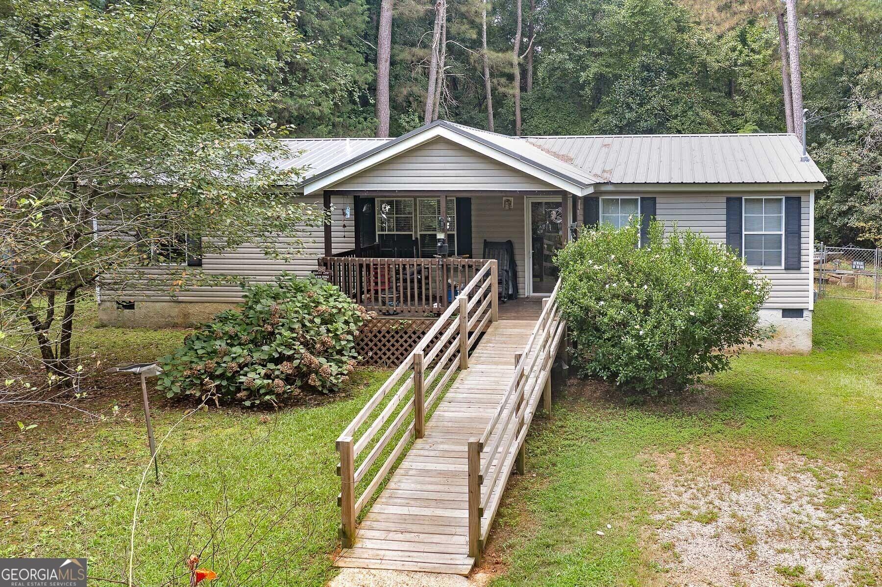 Lakeshore Dr, Jackson, GA 30233