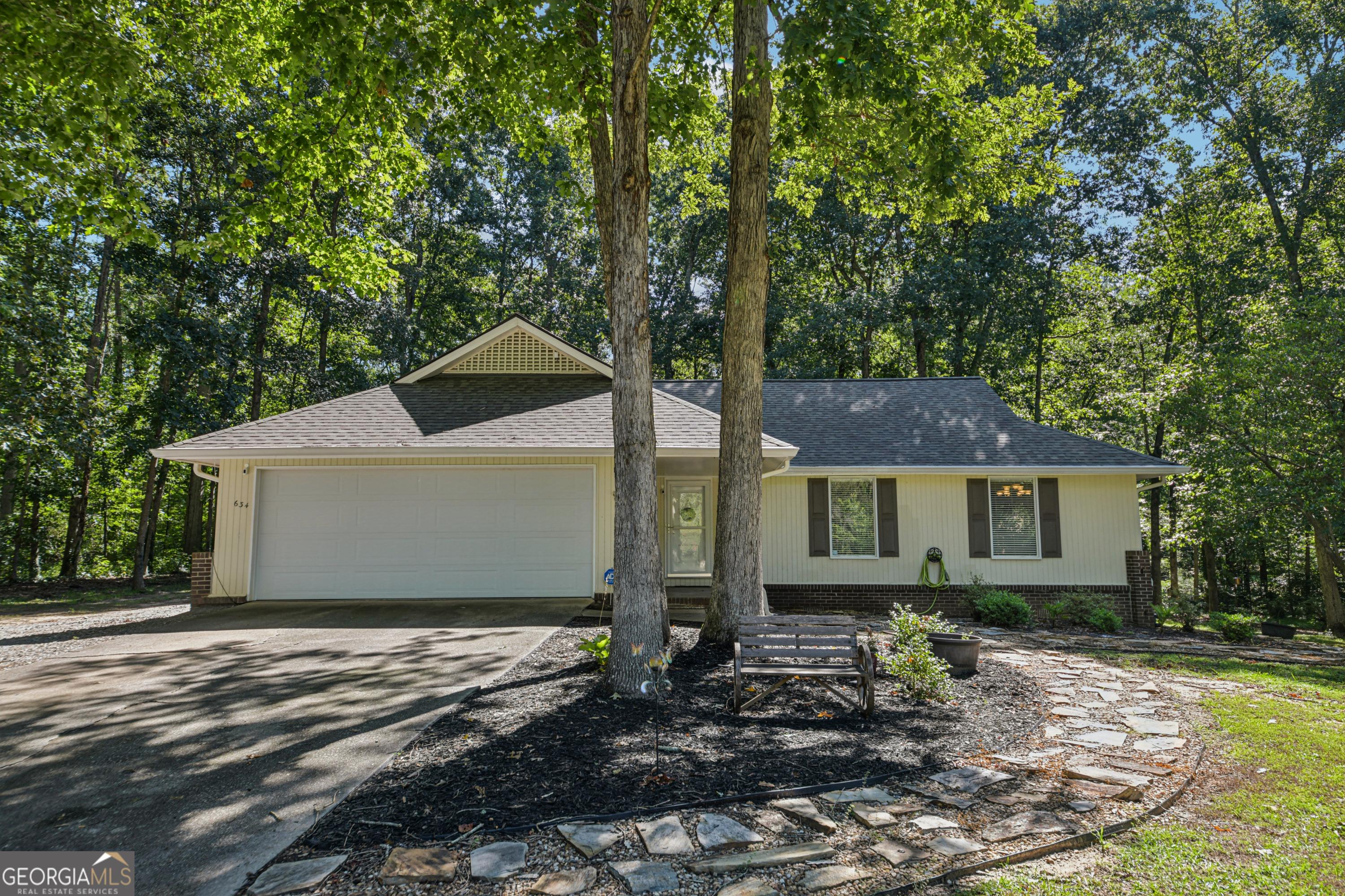 Knollwood Cir Se, Conyers, GA 30094