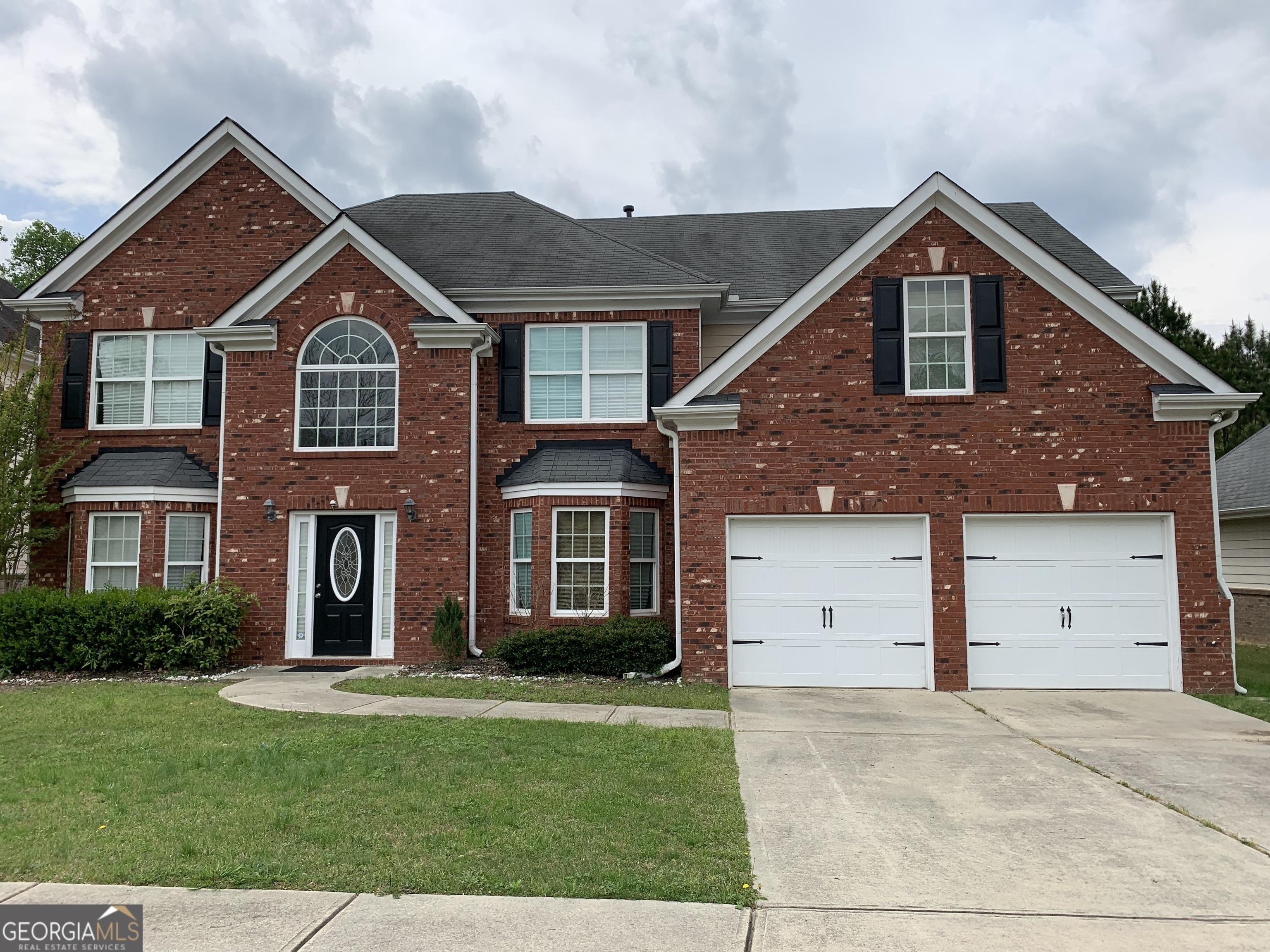 Oak Field Dr, Loganville, GA 30052