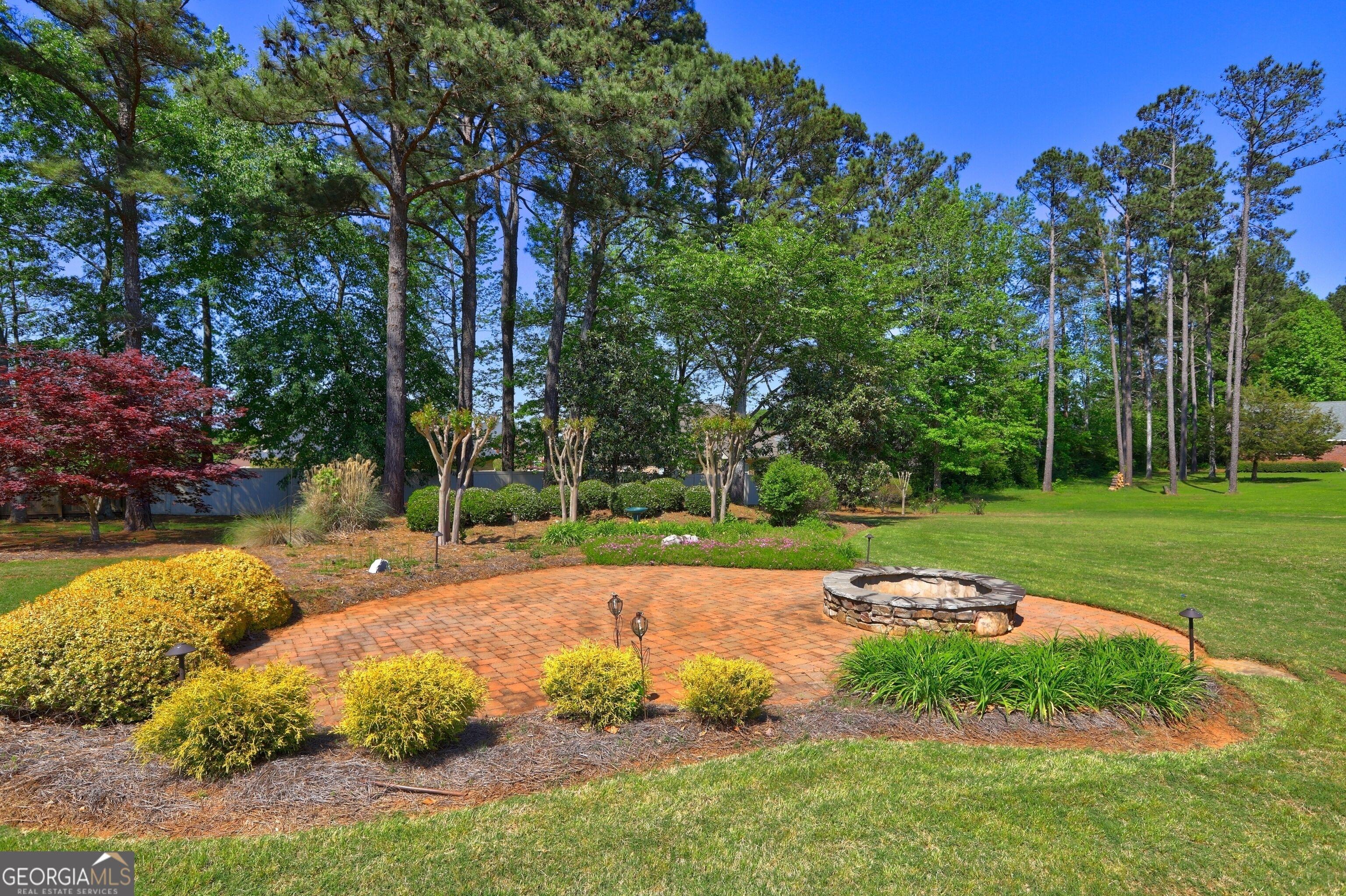 Edna Ruth Ln, Mcdonough, GA 30253