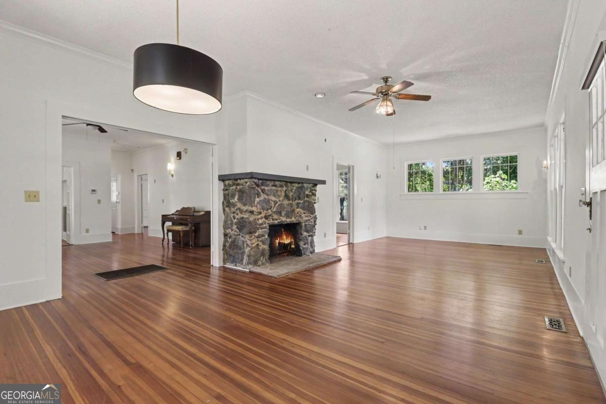 S Main St, Watkinsville, GA 30677