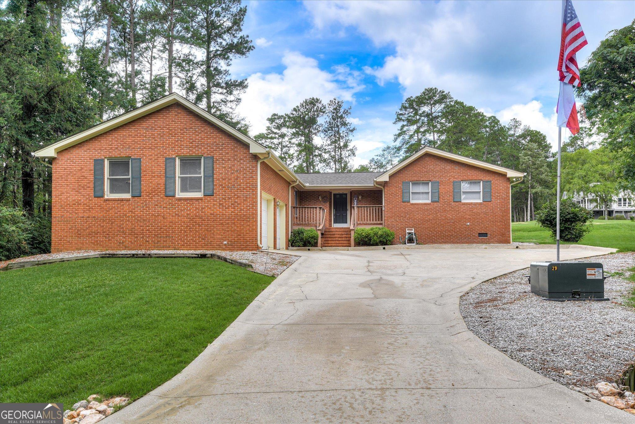 Brassie Dr, Mc Cormick, SC 29835