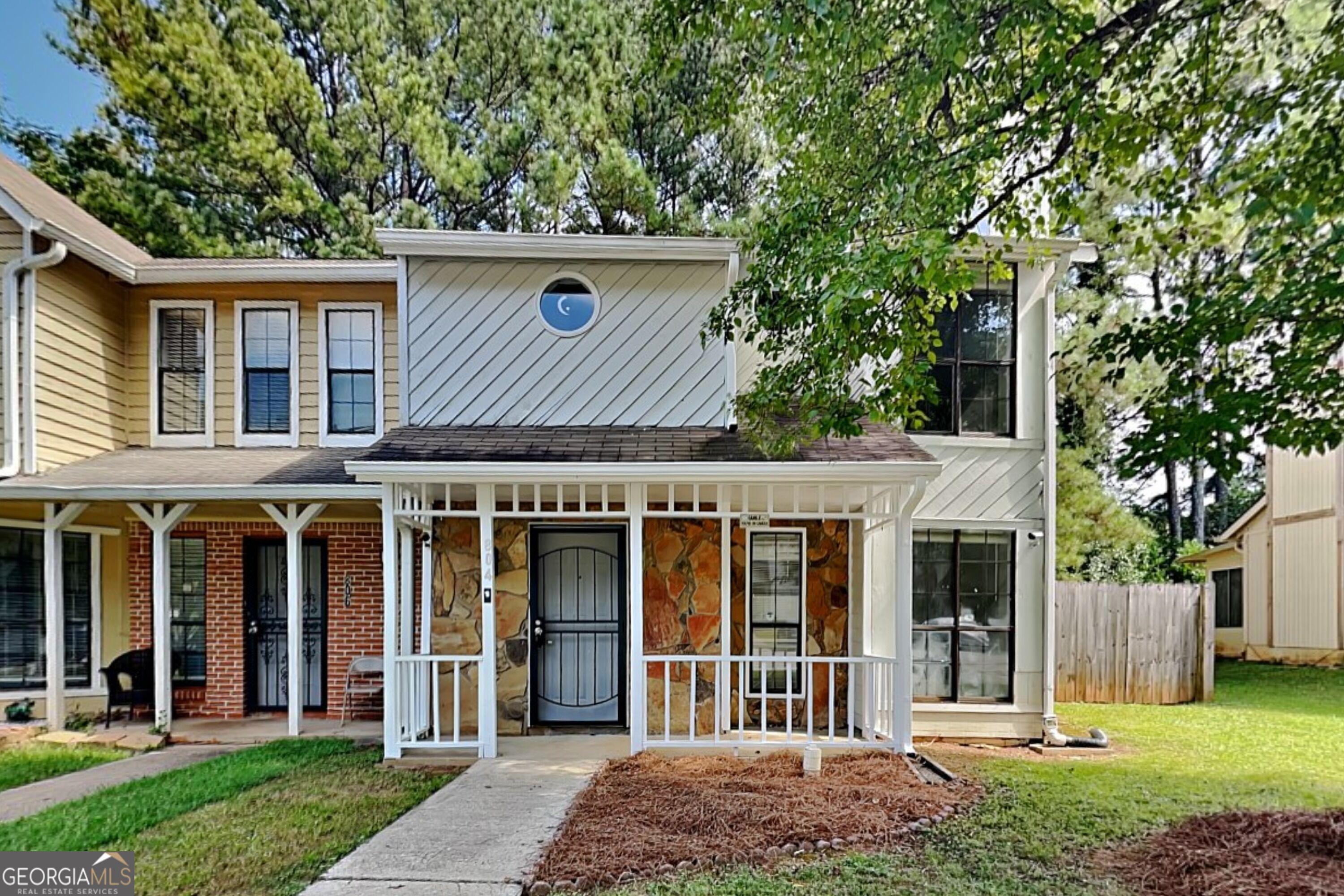 Heritage Oaks Dr, Stone Mountain, GA 30088