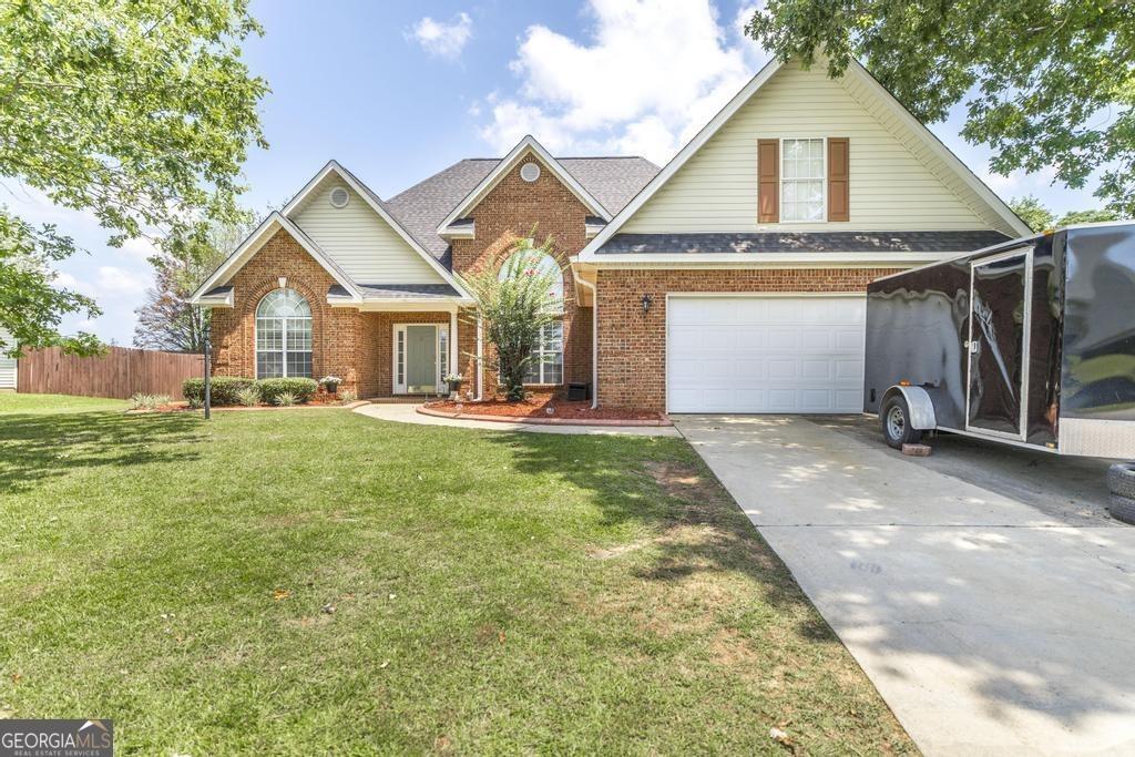 Finch Dr, Kathleen, GA 31047