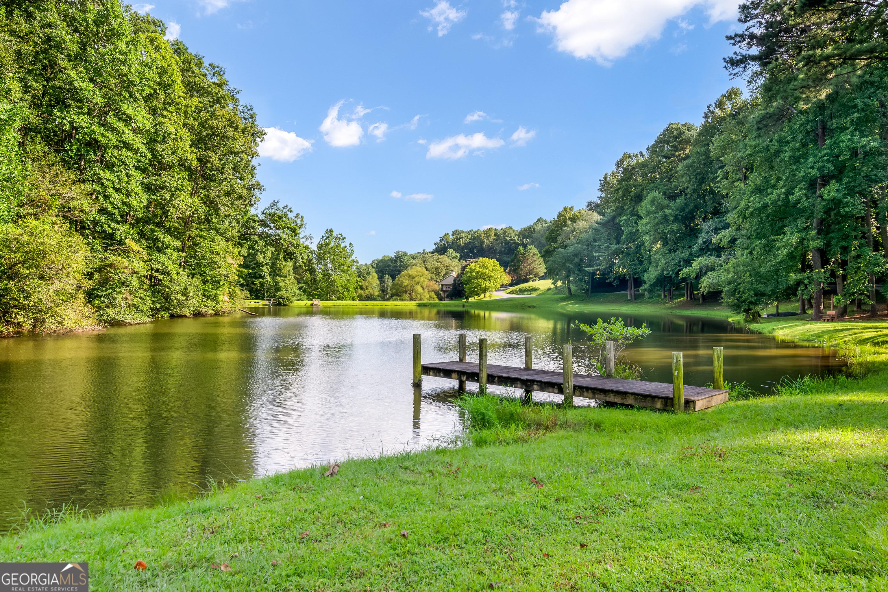 Timberwalk Dr, Ellijay, GA 30540