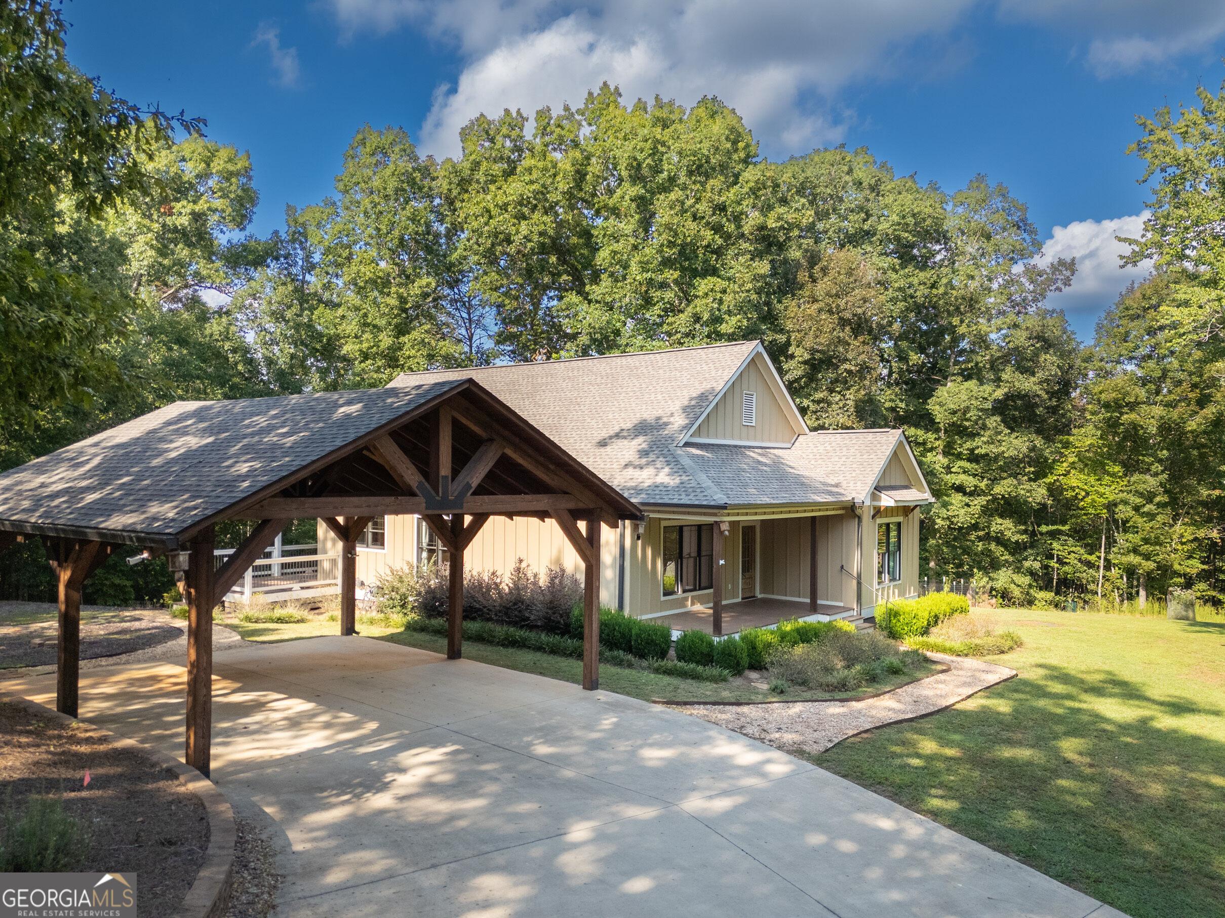 Highway 17, Clarkesville, GA 30523