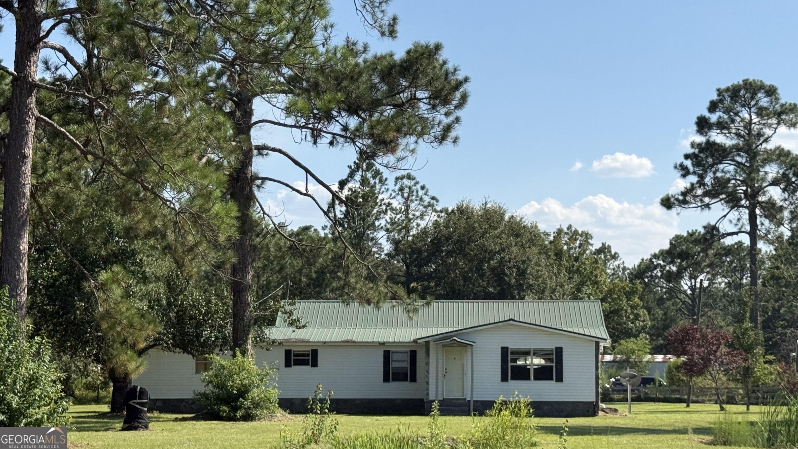 Edward Kirkland Rd, Hazlehurst, GA 31539
