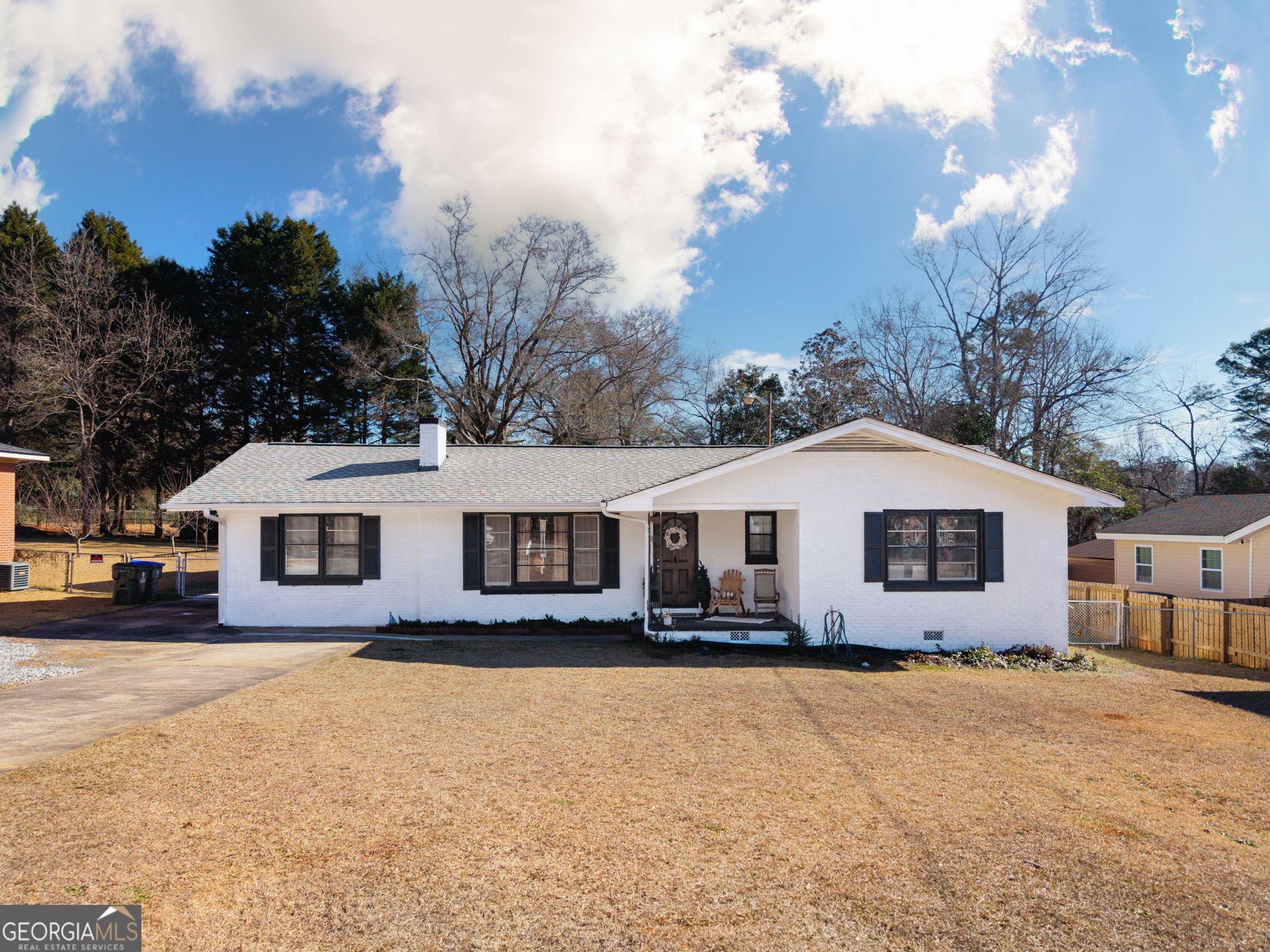 Diane Dr, Thomaston, GA 30286
