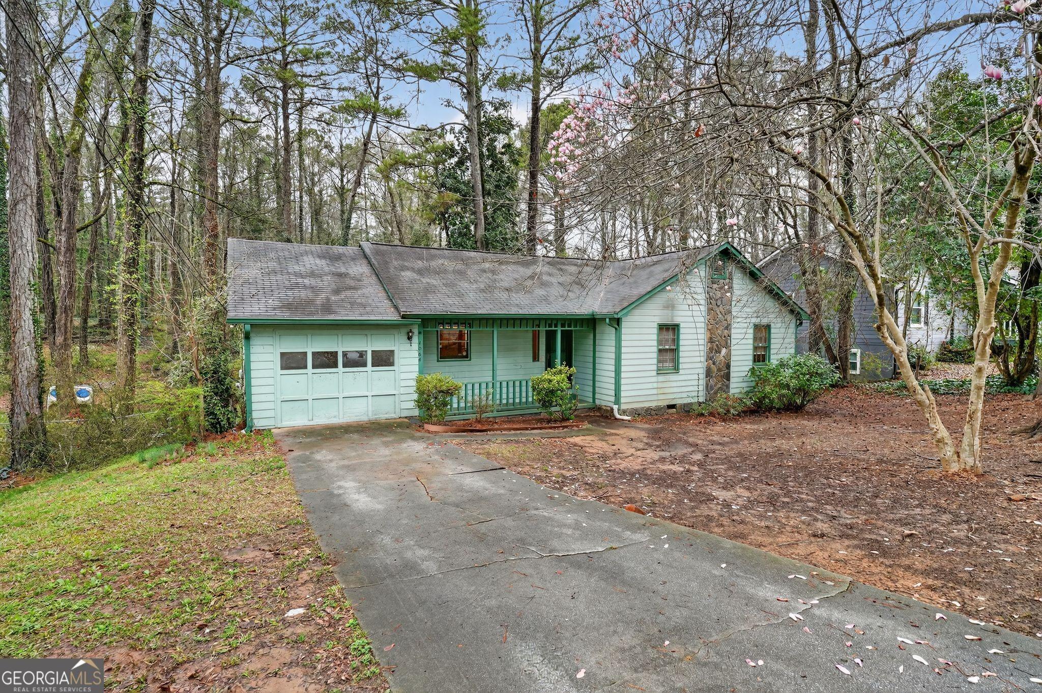 Chedworth Way, Stone Mountain, GA 30083