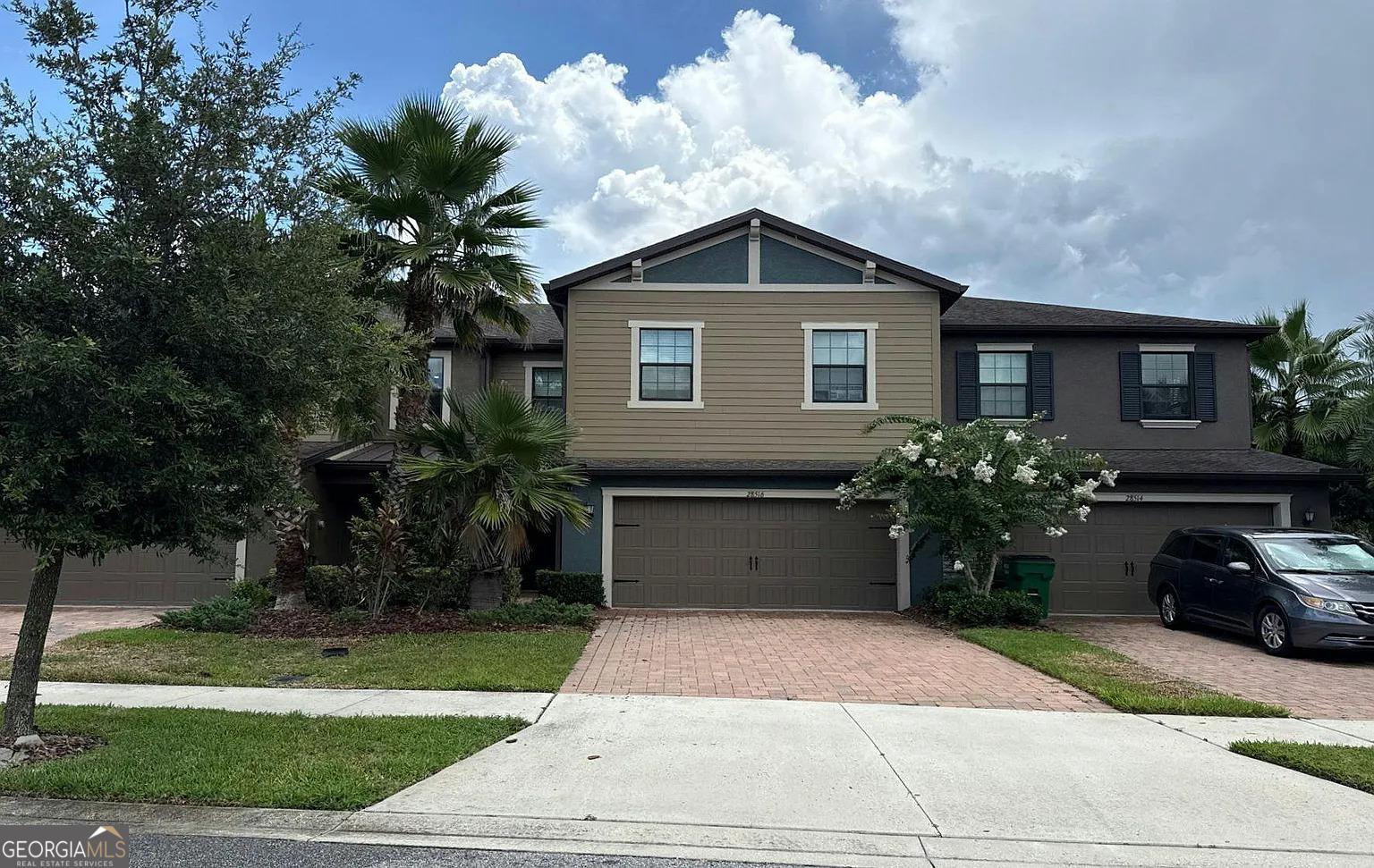 Tranquil Lake Cir, Wesley Chapel, FL 33543