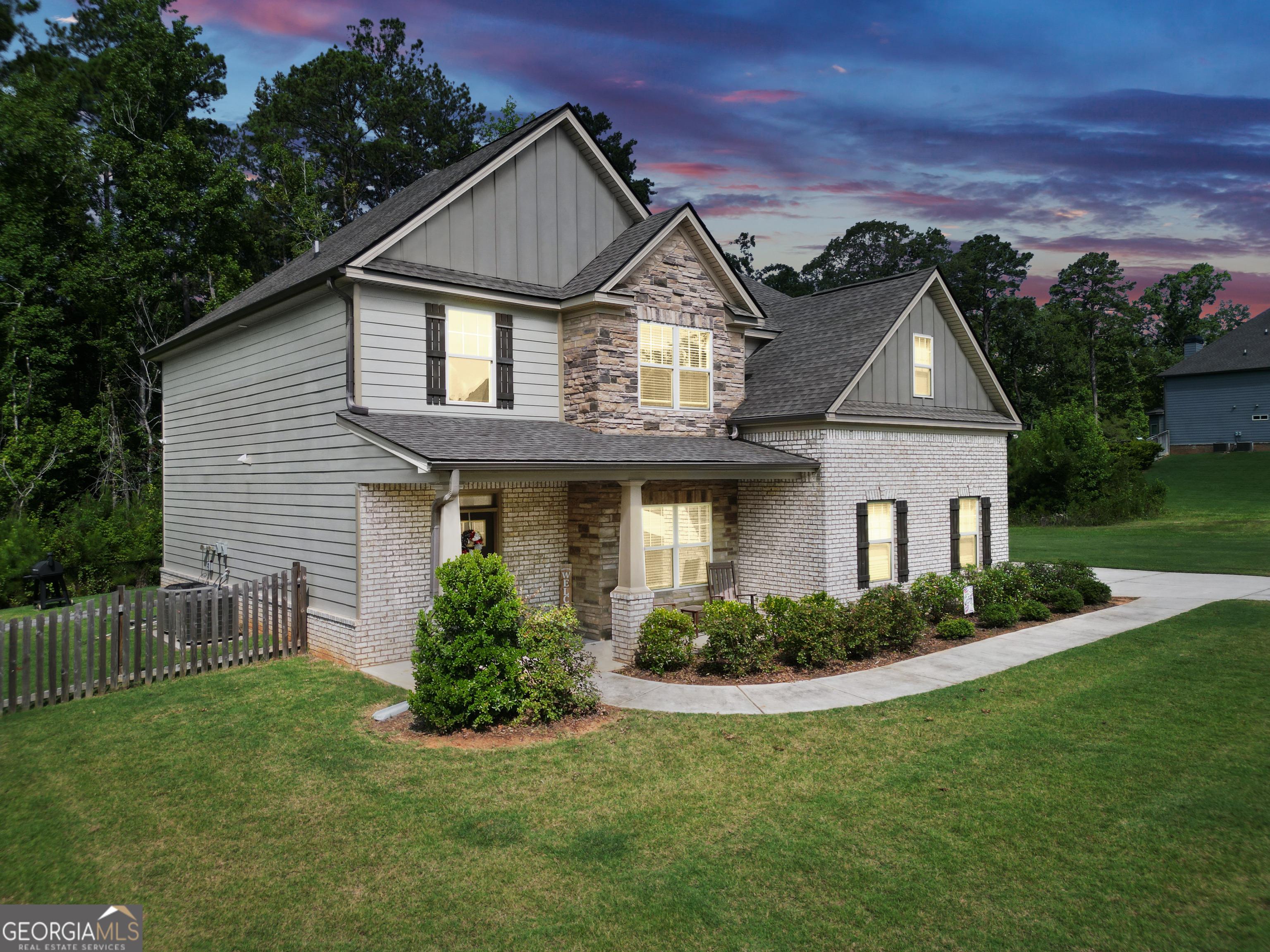Homestead Cir, Forsyth, GA 31029