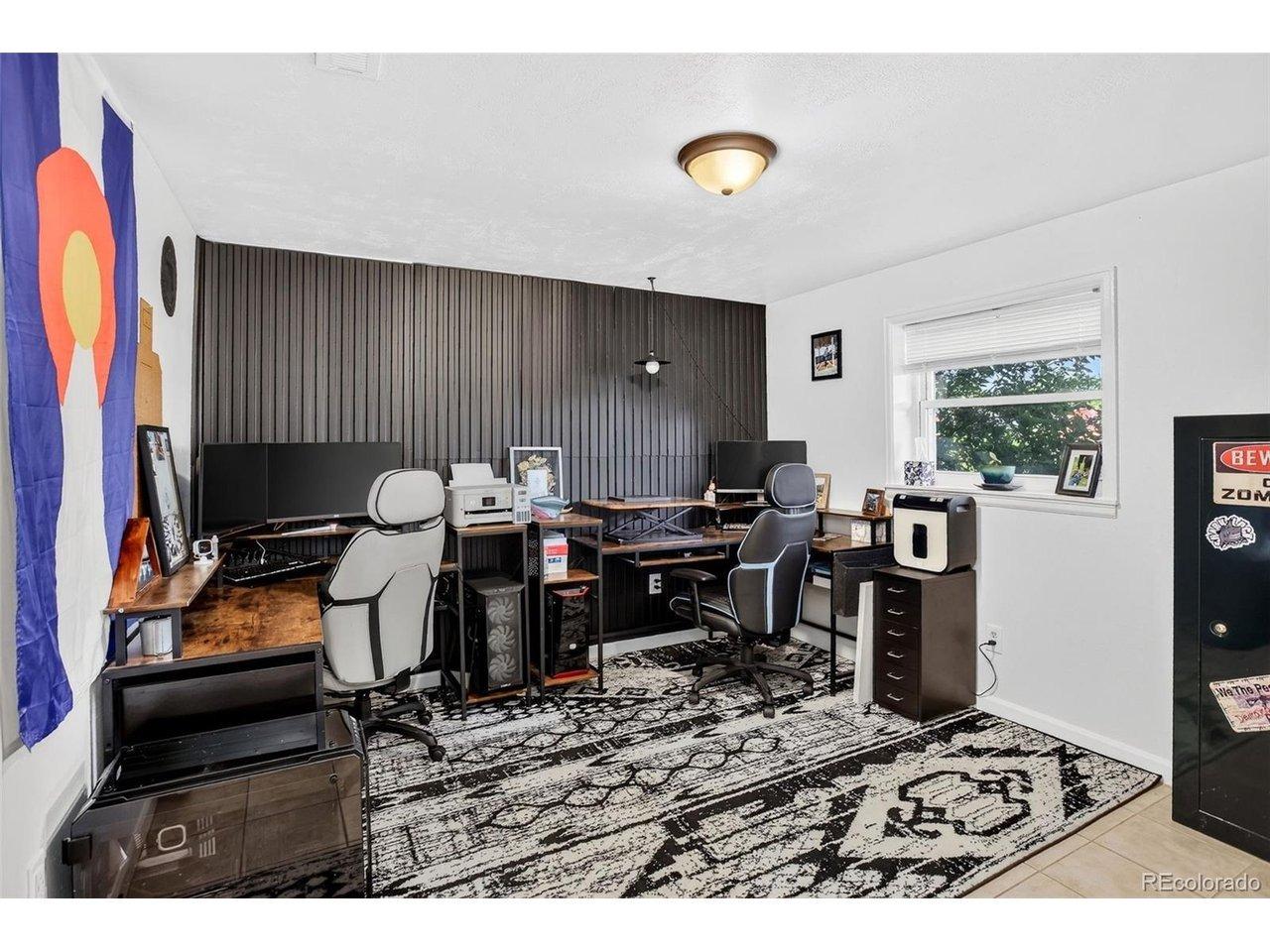S Moline St, Aurora, CO 80012