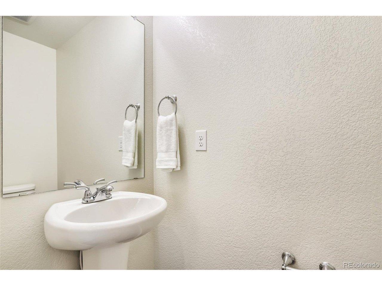 E 103rd Ave, Commerce City, CO 80022