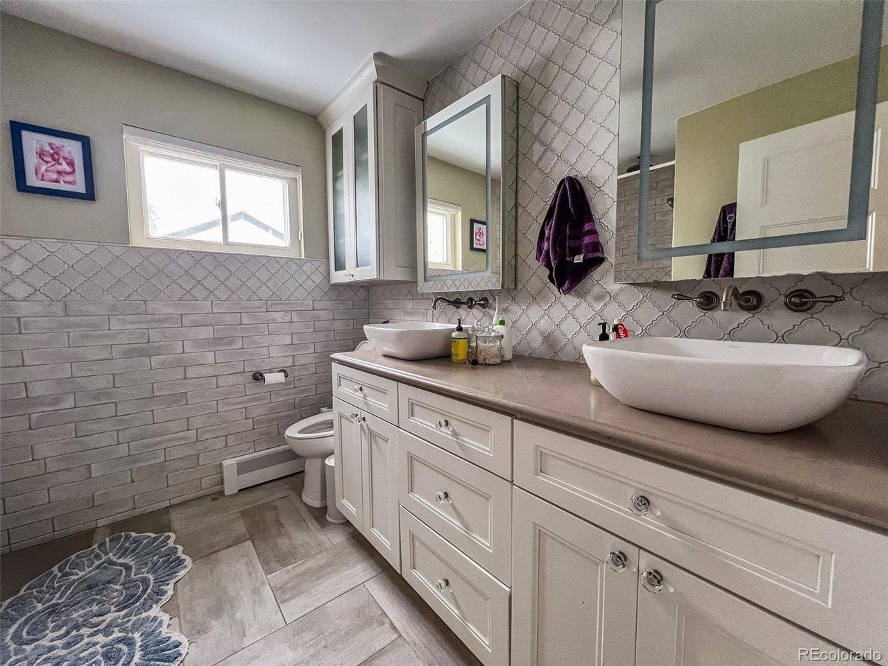 S Pearl St, Englewood, CO 80113