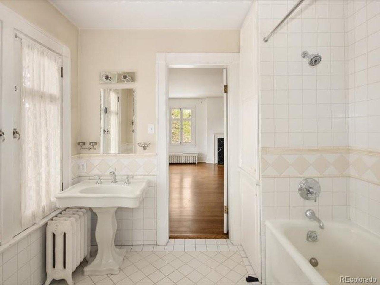 N Lafayette St, Denver, CO 80218