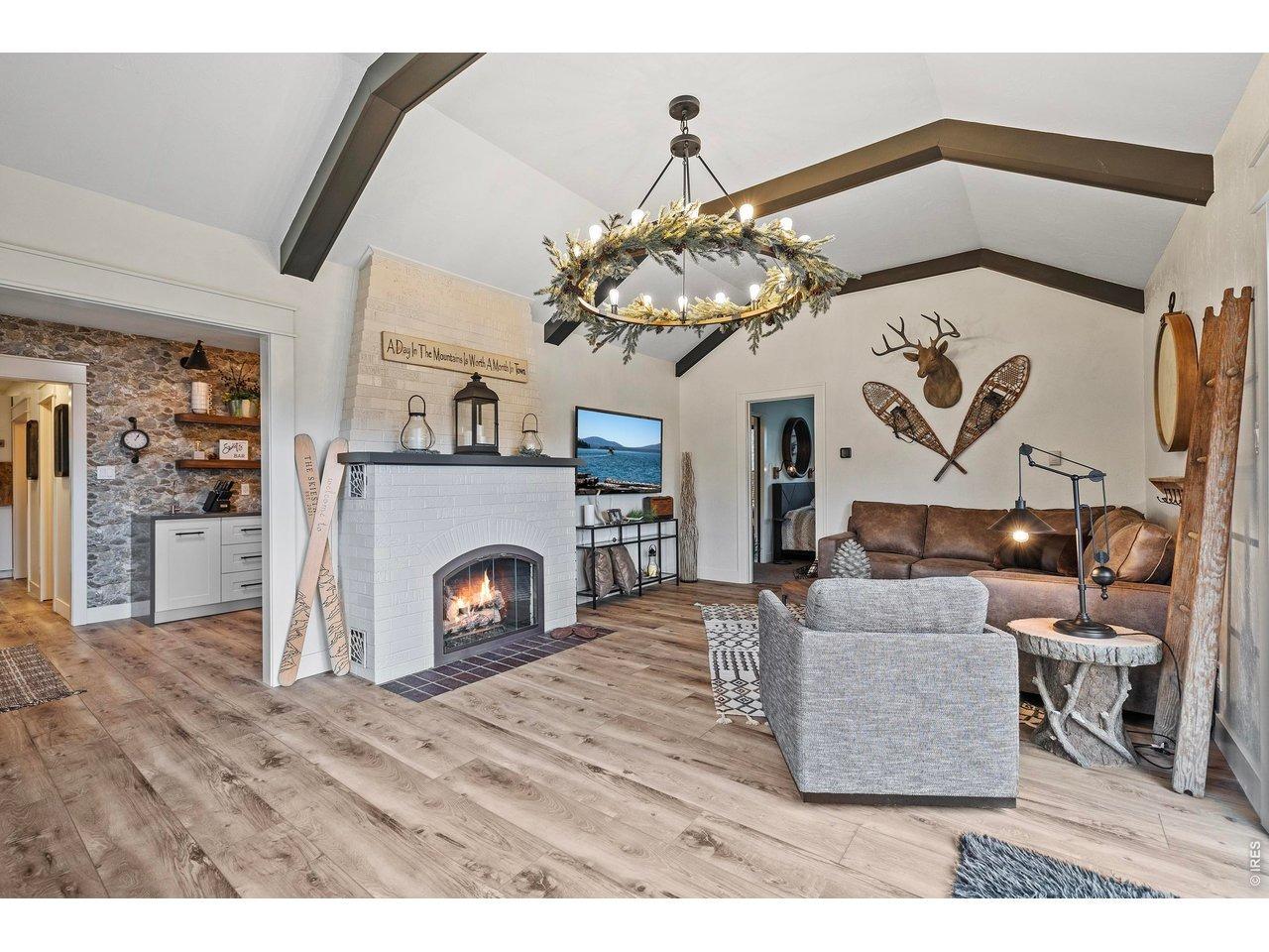 Big Boulder Dr, Estes Park, CO 80517